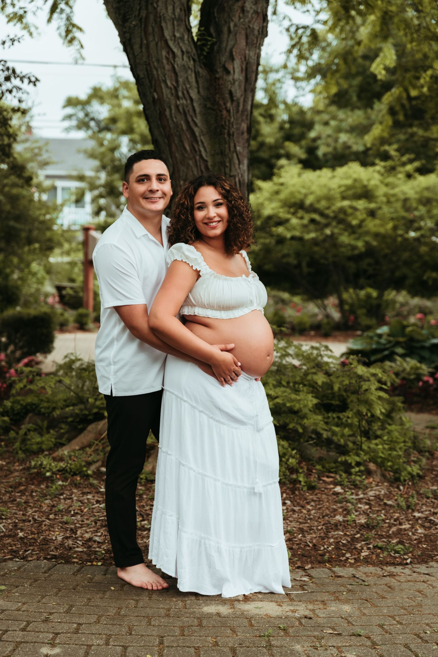 A maternity session at Ogden Gardens Park in Valparaiso, Indiana