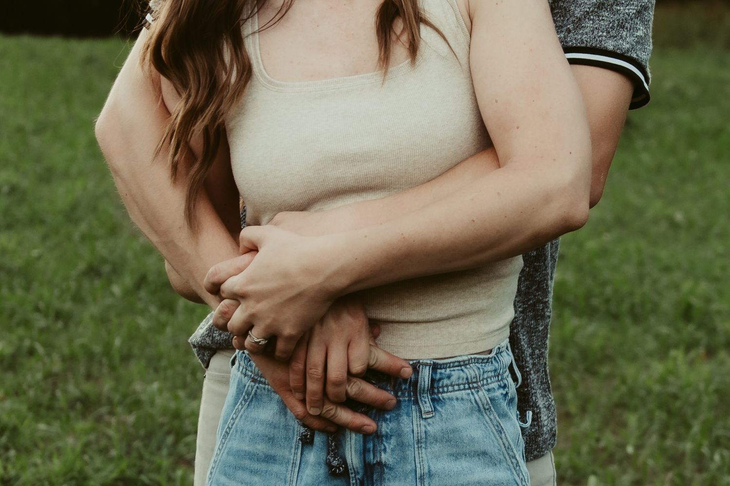 A couples session at Buckley Homestead County Park in Lowell, Indiana