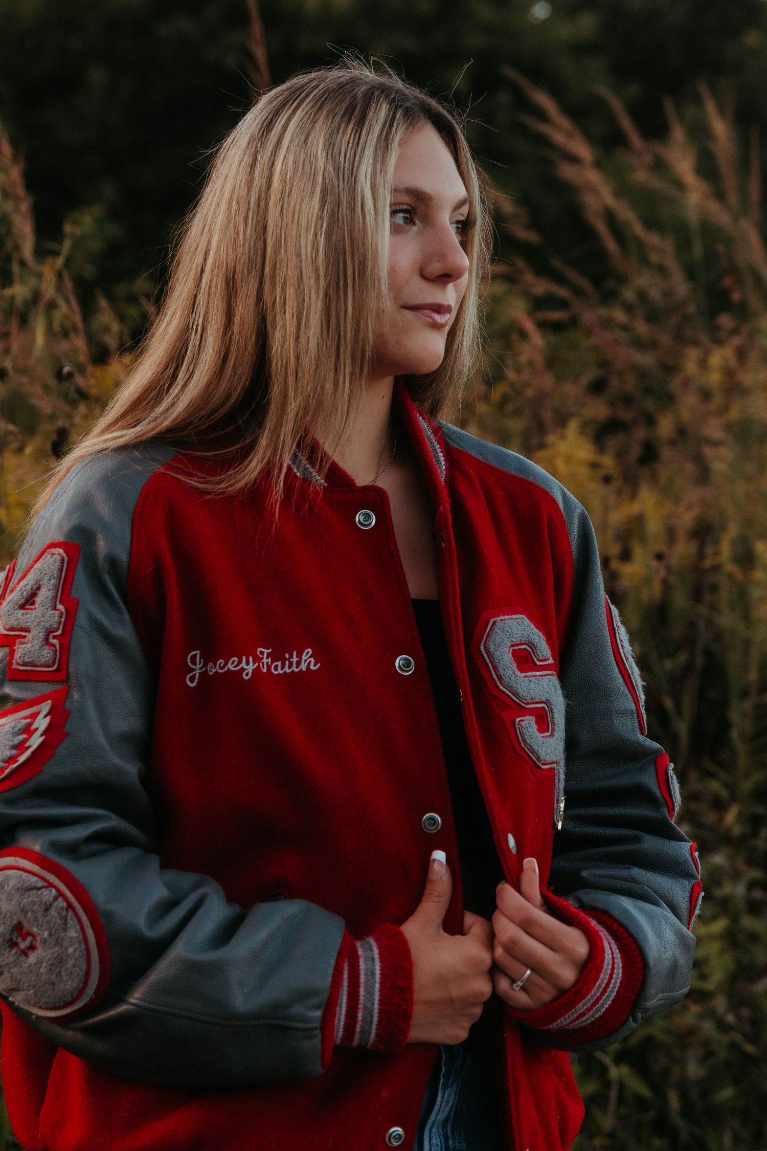 A senior session at Gabis Arboretum at PNW near Valparaiso, Indiana
