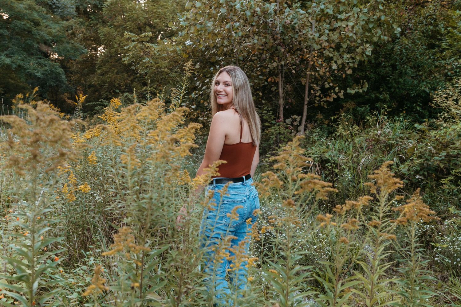 A senior session at Gabis Arboretum at PNW near Valparaiso, Indiana
