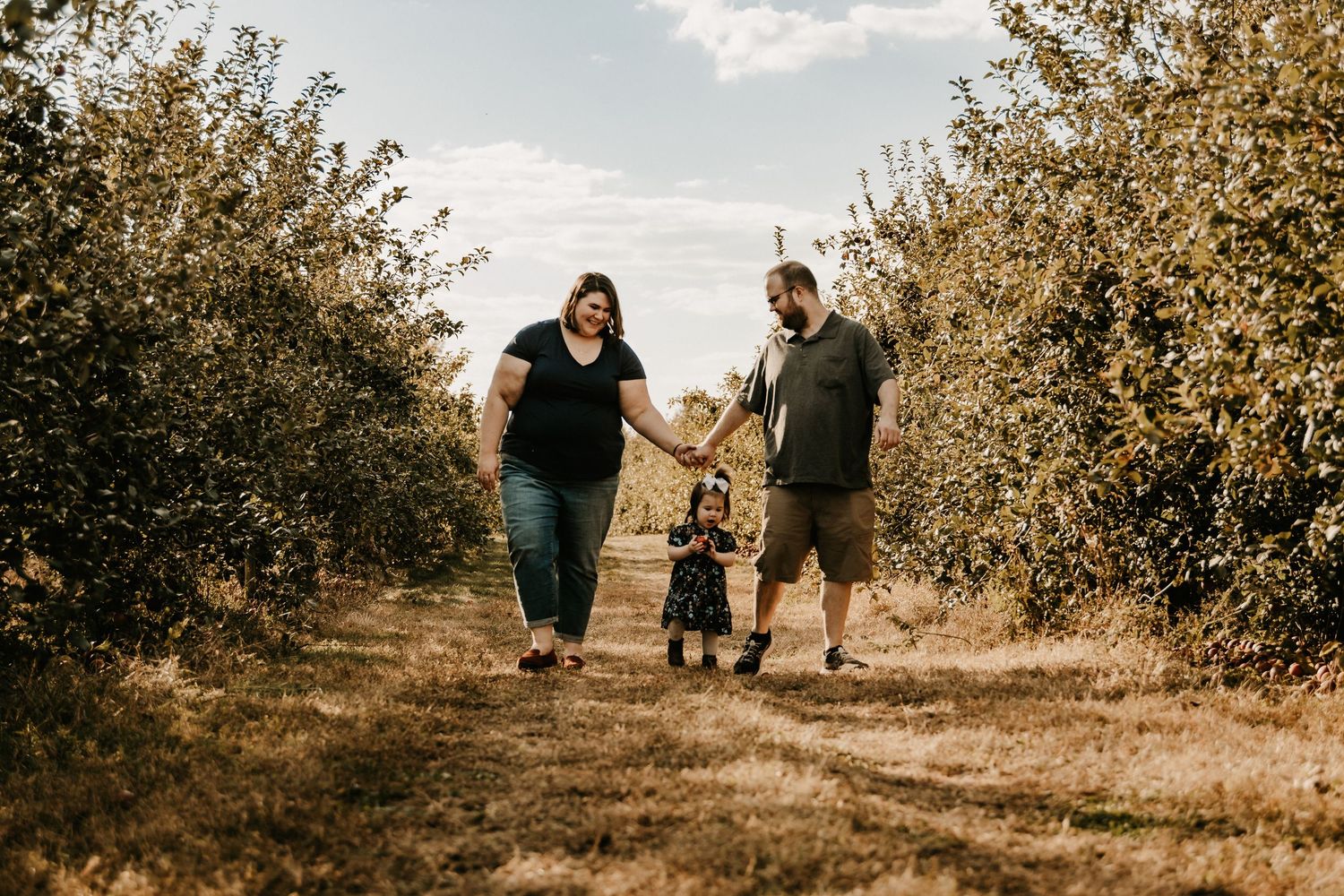 A family session at Fair Oaks Farms in Fair Oaks, Indiana