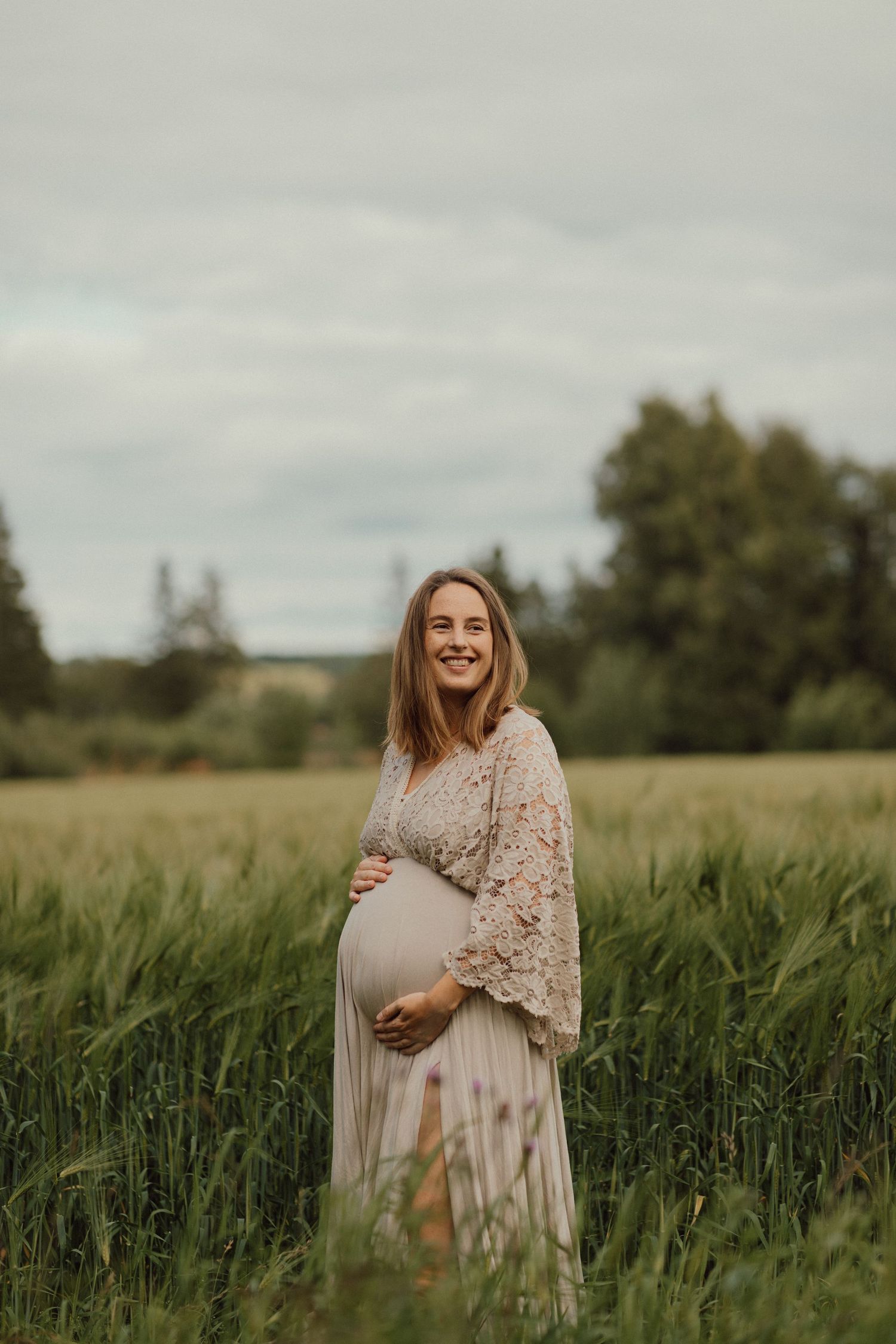 Gravidfotografering på sommaren