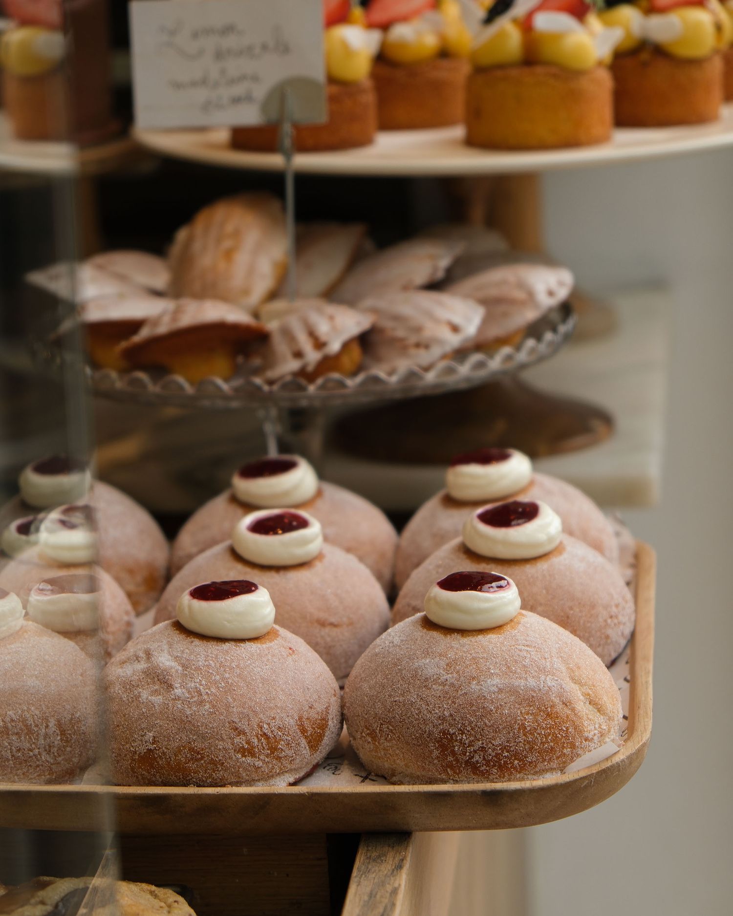 Le Choux London, buns bakery & patisserie