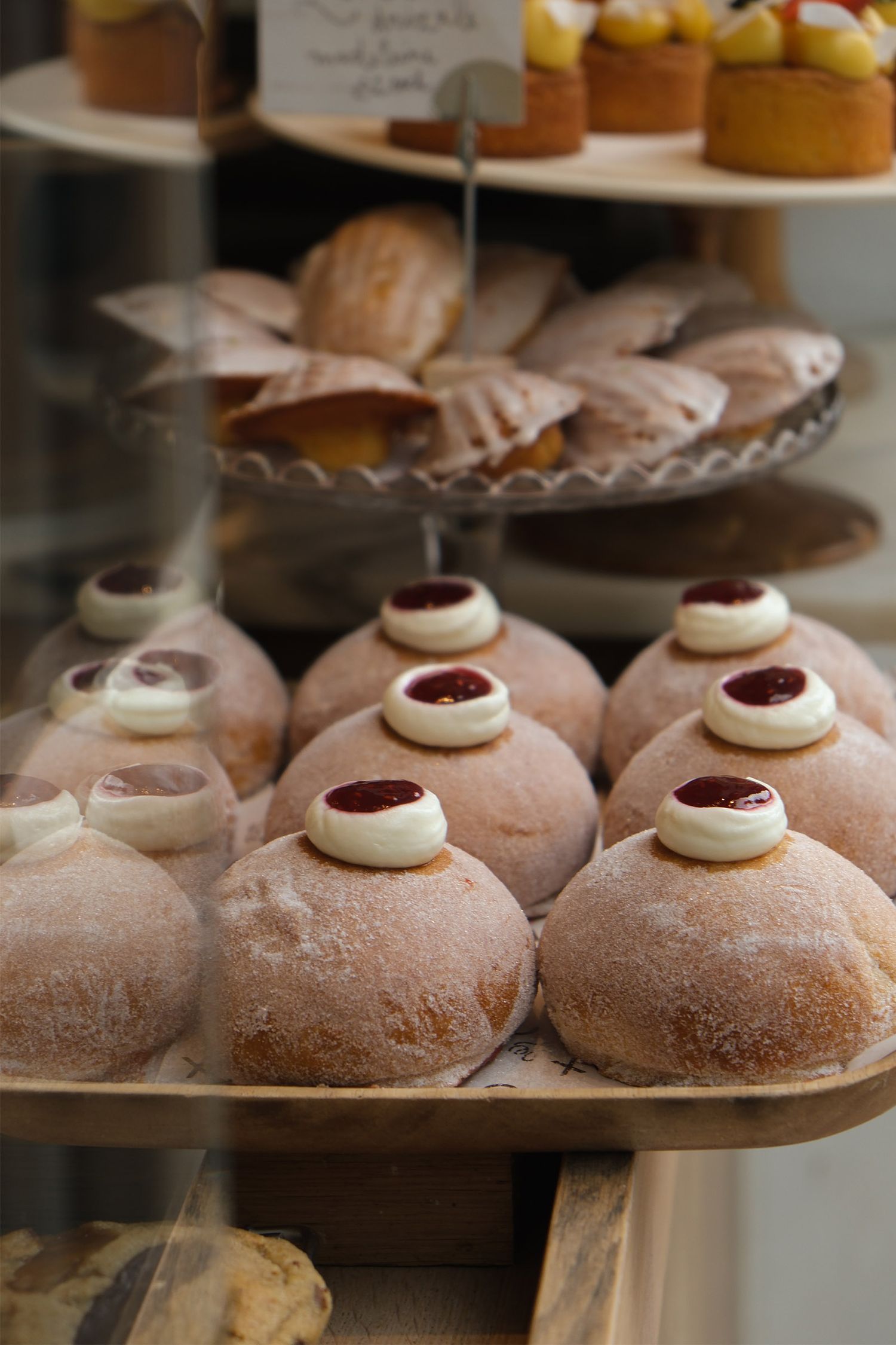 Le Choux London, bakery & patisserie