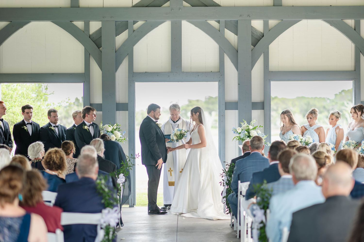Wedding ceremony in Beaufort North Carolina at The Beaufort Hotel