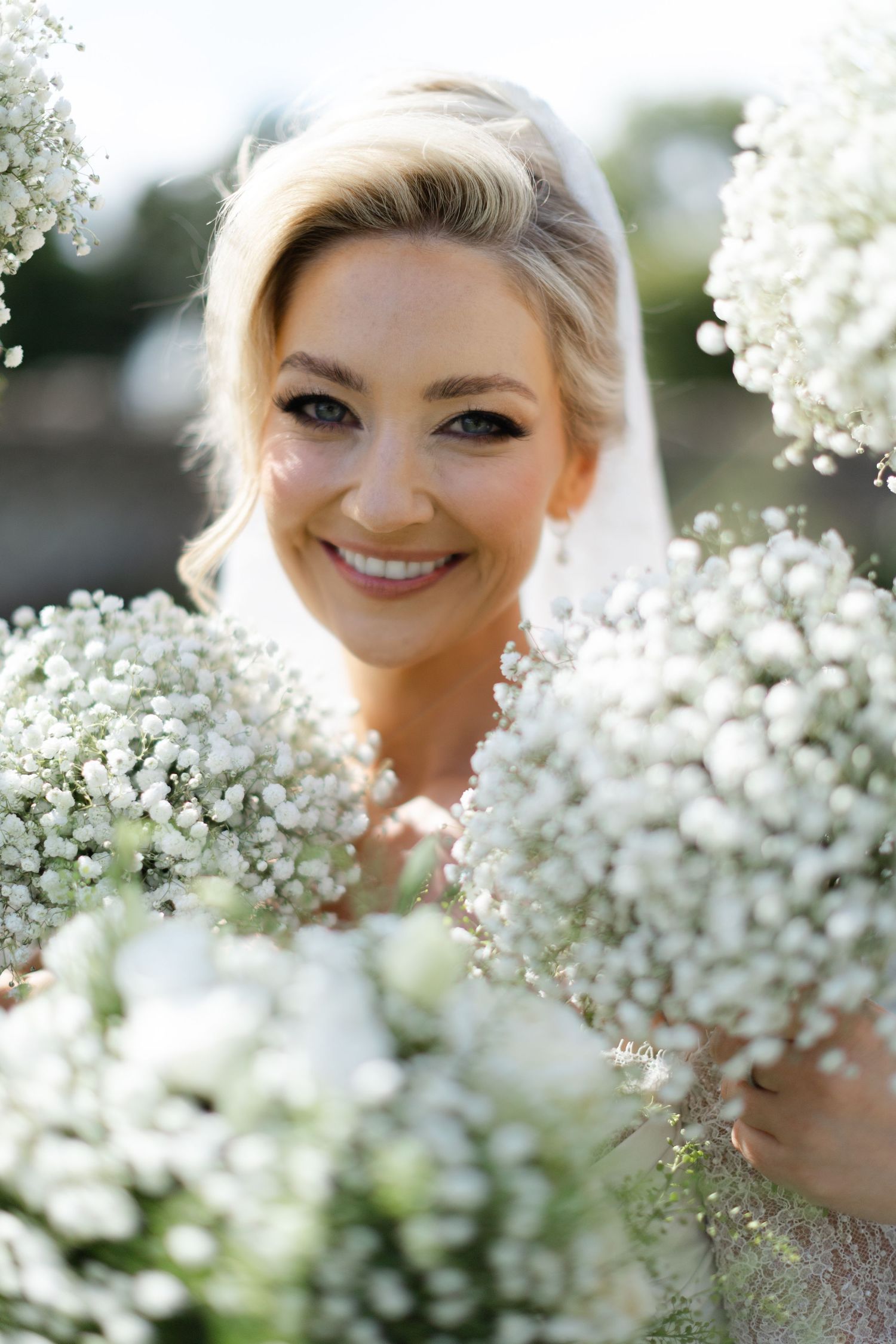 Edinburgh wedding photographer the seton gardens 

James Bailey photography