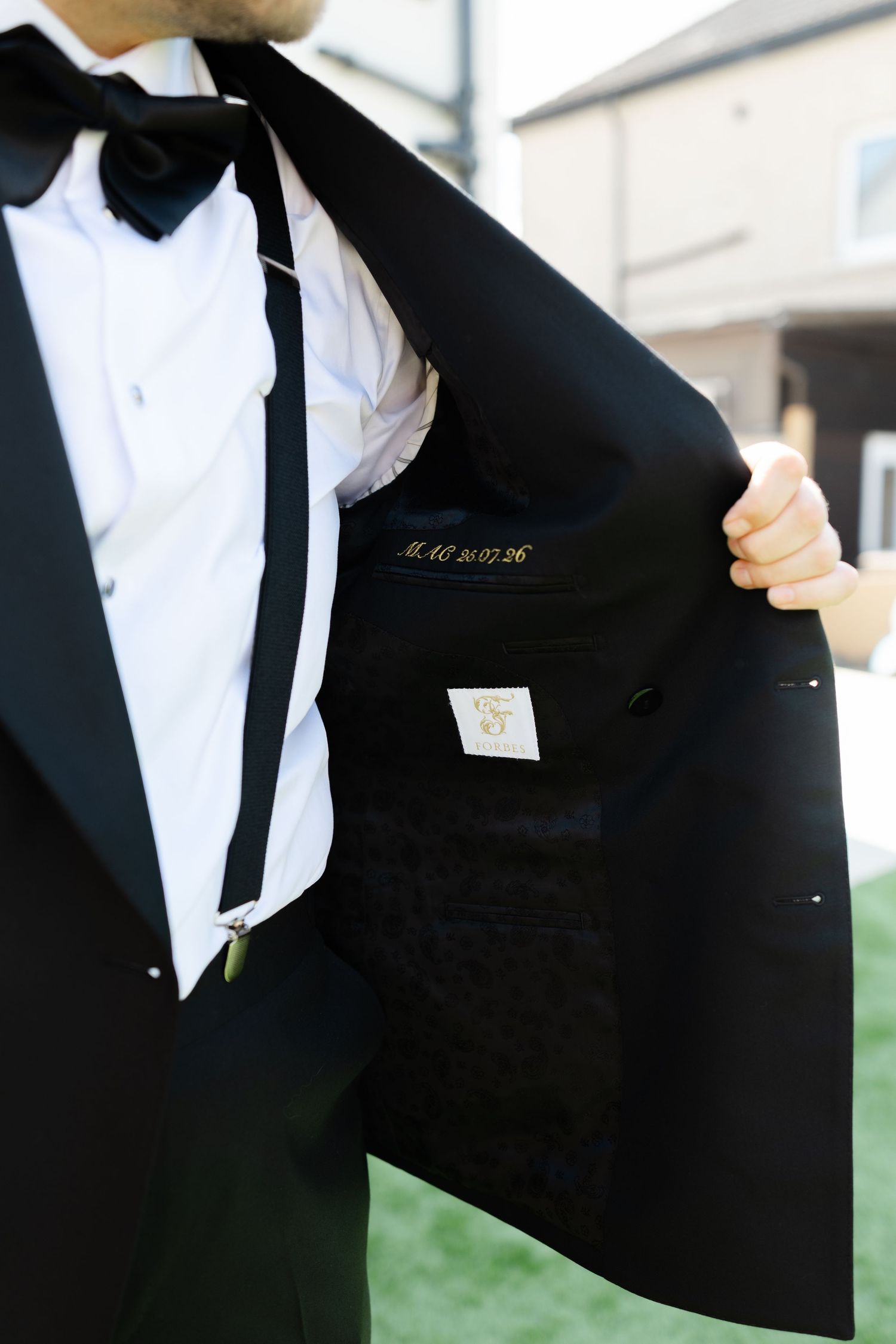 The groom's tuxedo, Glasgow wedding
