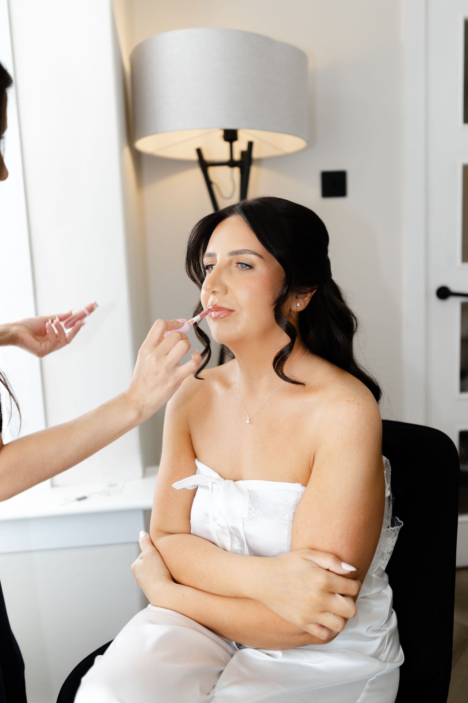 bride final touches, Glasgow wedding