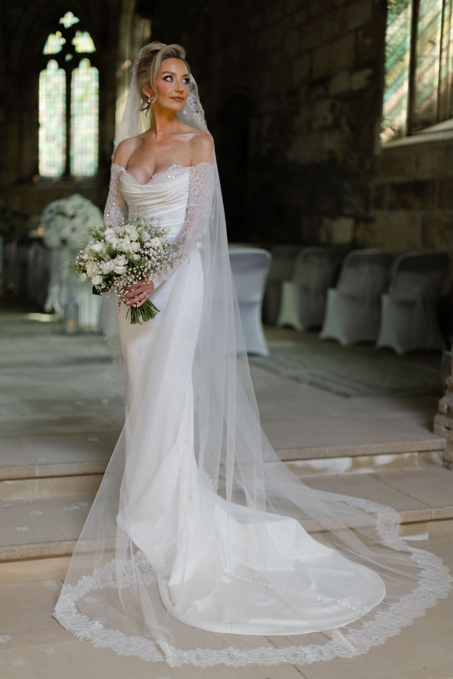 Edinburgh wedding photographer the seton gardens 

James Bailey photography