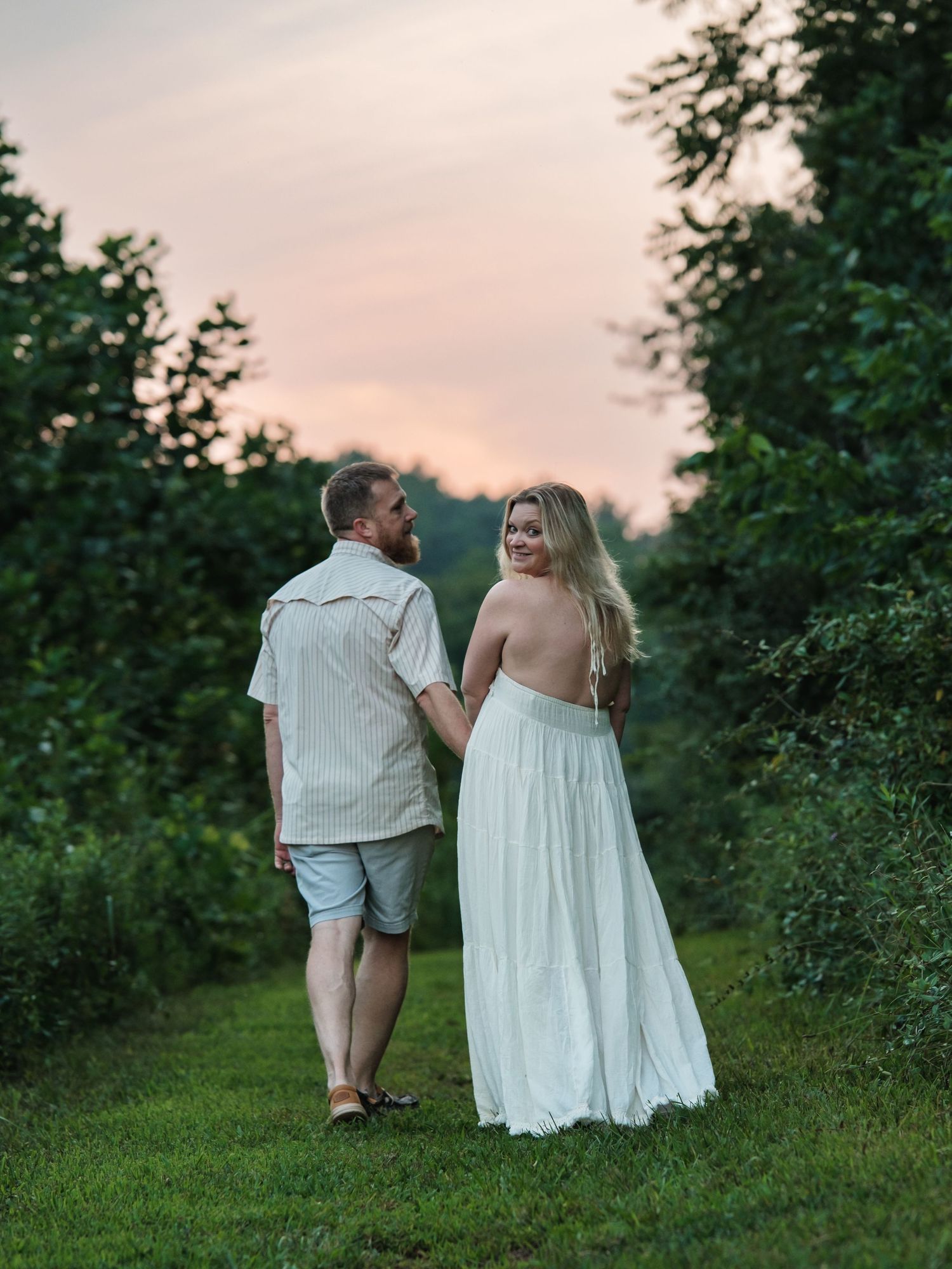 couples portrait session at middle creek in Lancaster / Lebanon PA