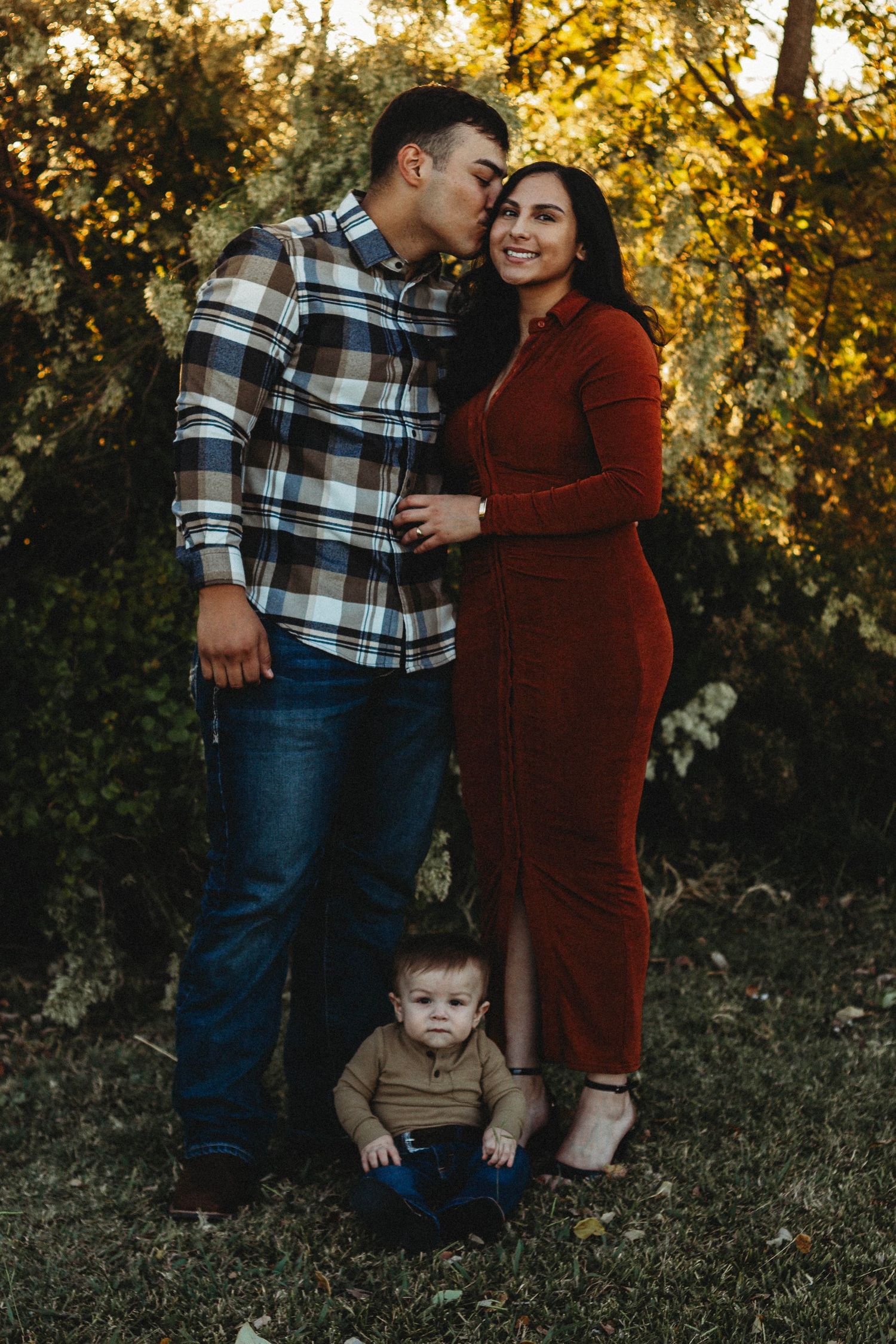 Family portrait photography session in Abilene TX captured outdoors with natural light at the park