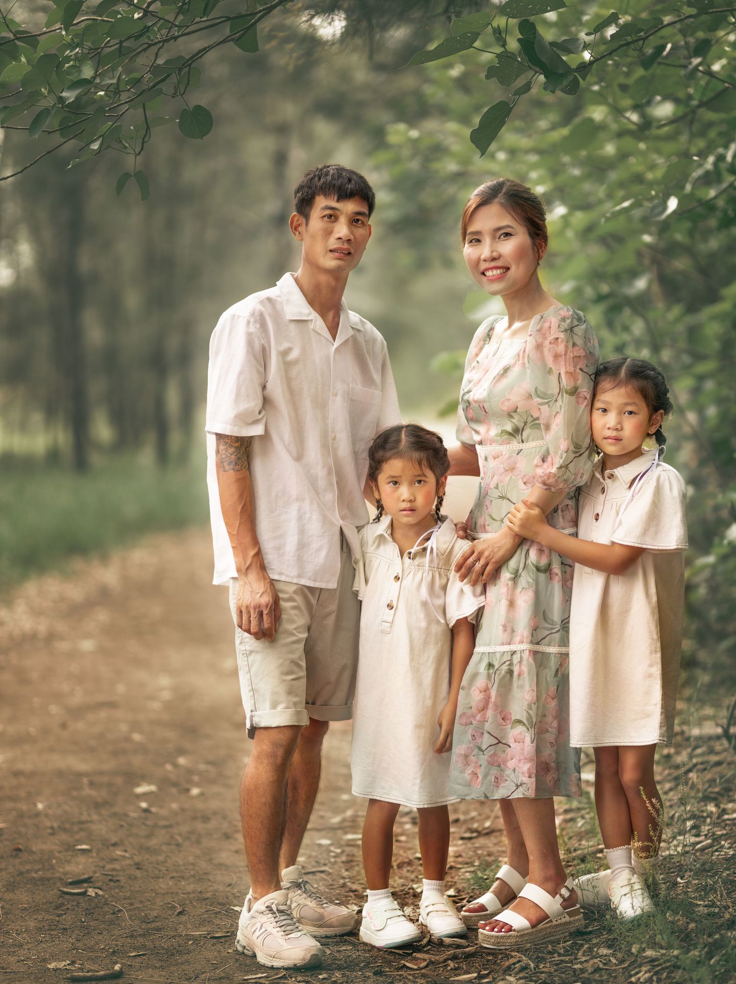 Natural family lifestyle photography in Doolandella forest Brisbane
