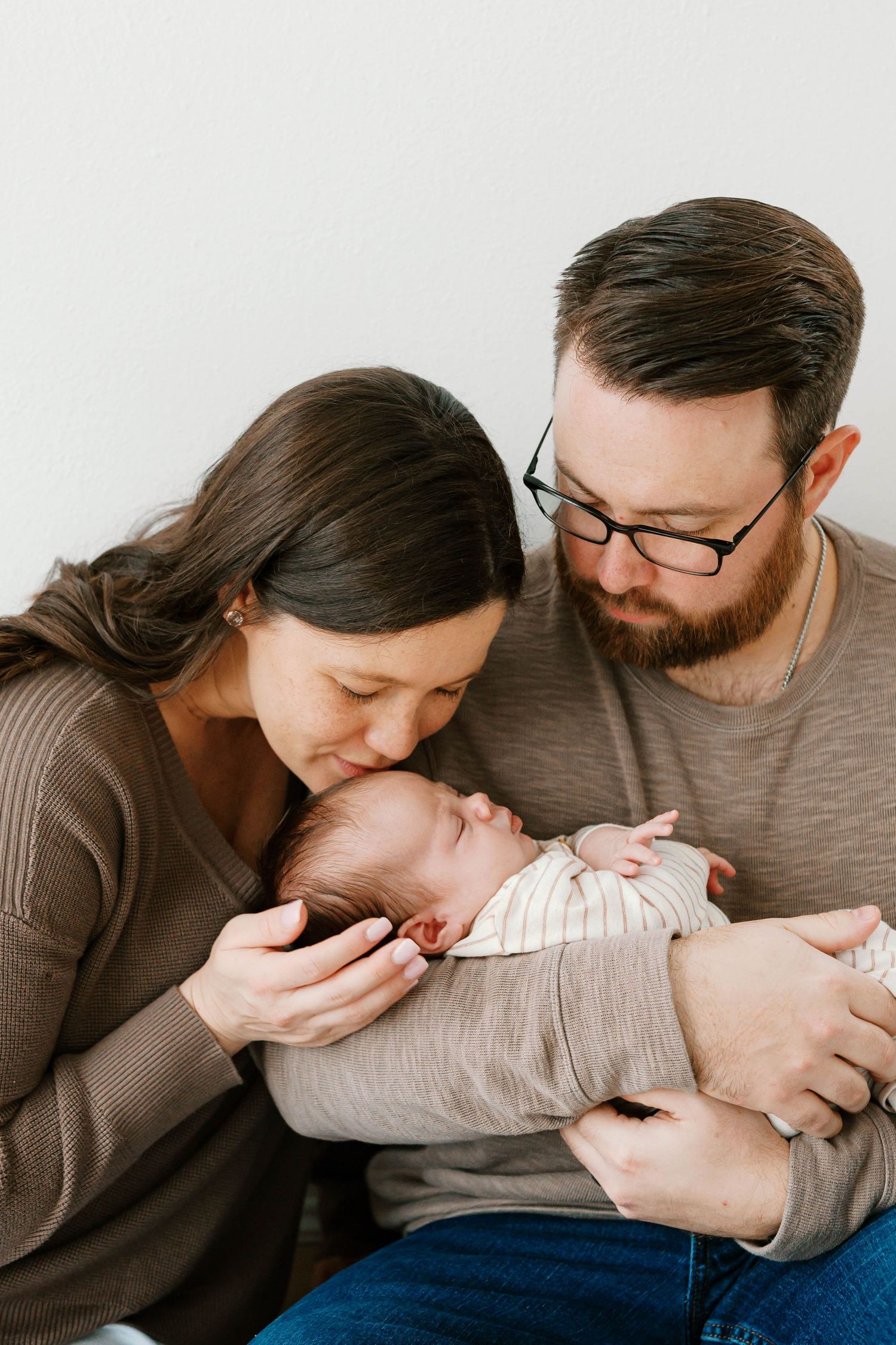 Studio Family Newborn Photoshoot in St. Louis Missouri