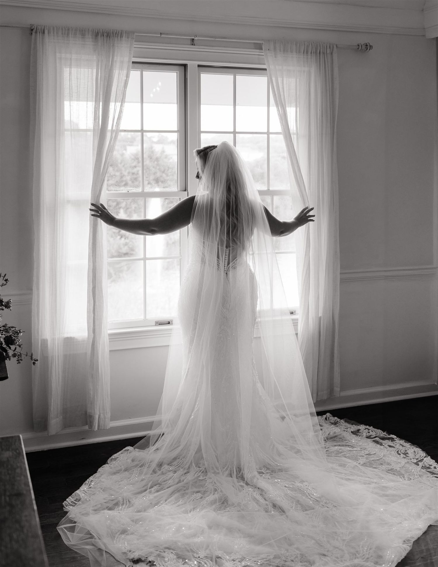 Atlanta Editorial Documentary Photographer Capturing Stunning Bridal