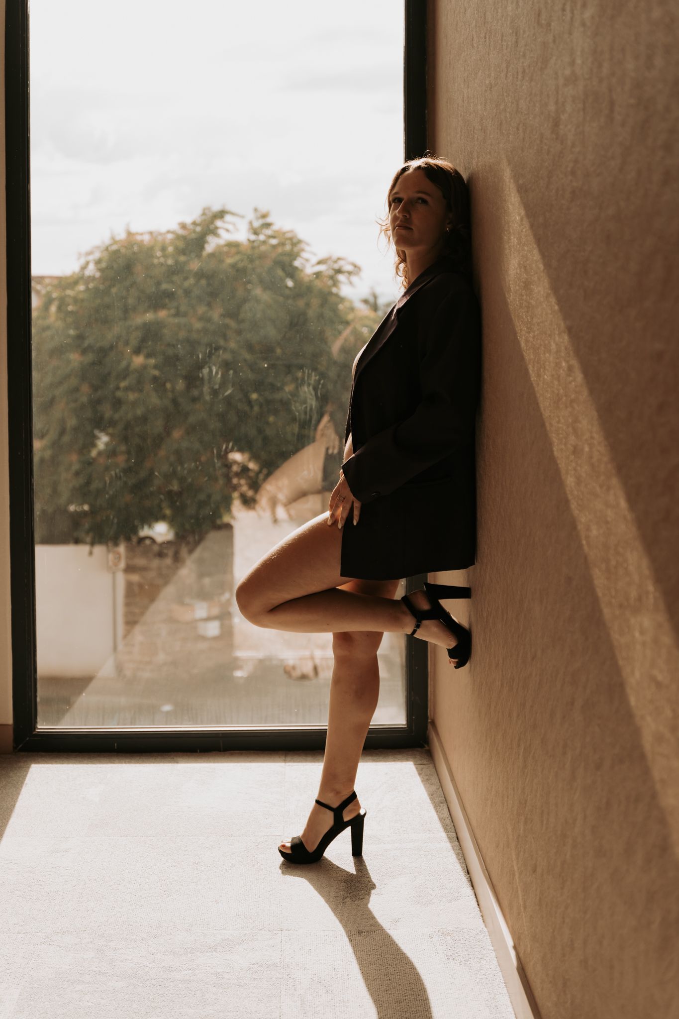 Séance photo boudoir en Isère : un moment pour soi, axé sur l'estime et la confiance en soi.