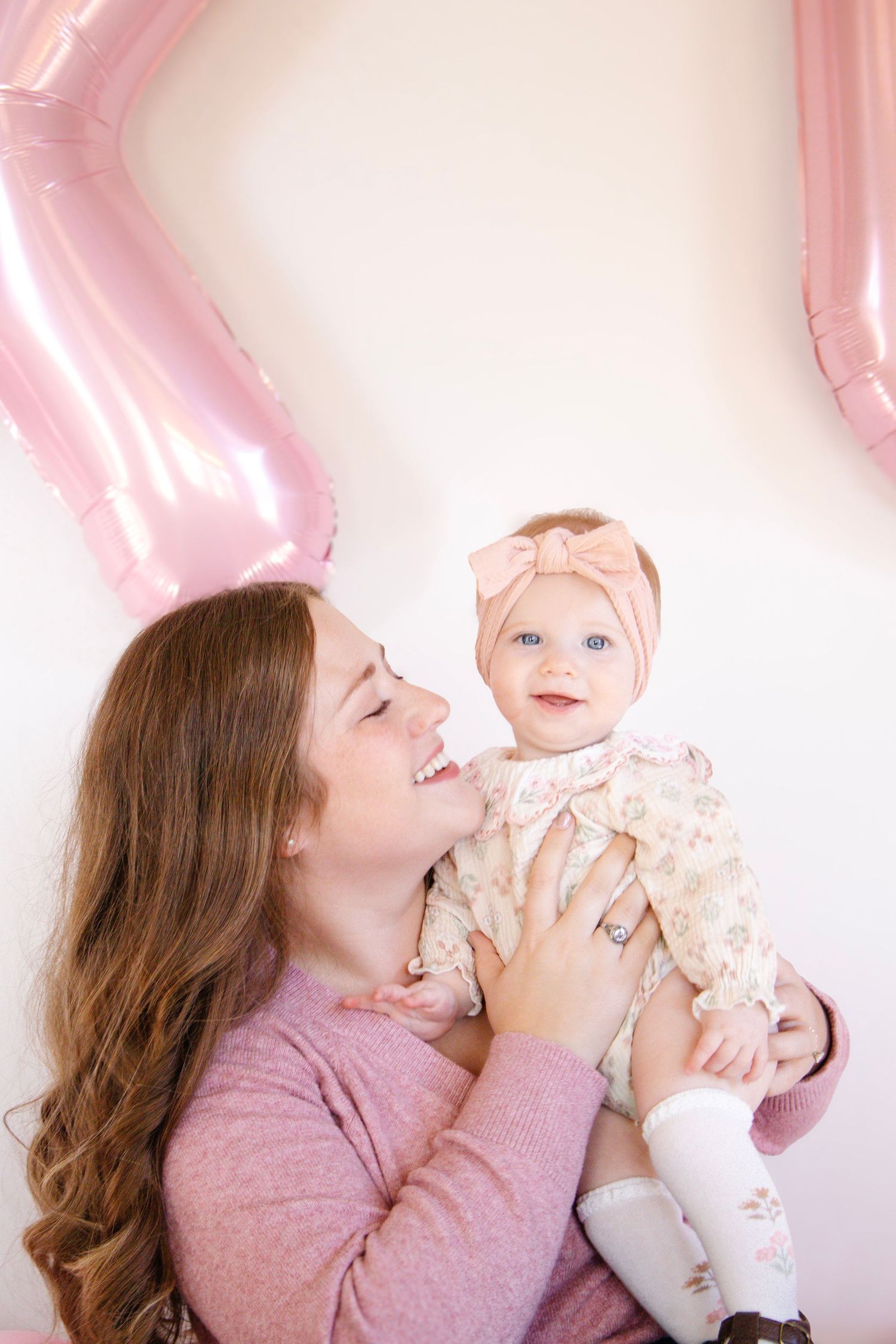 milestone
portrait
lifestyle
motherhood