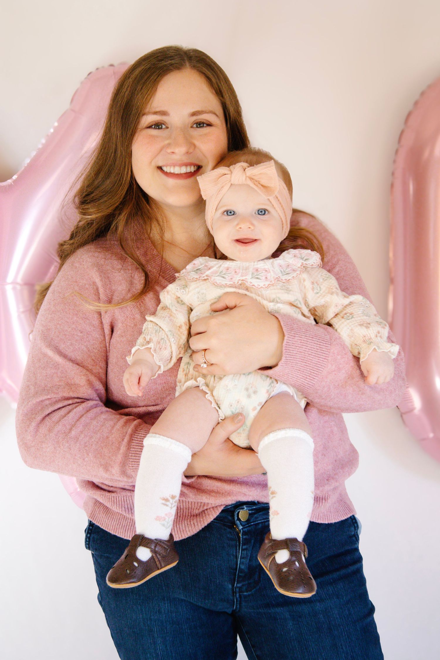 milestone
portrait
lifestyle
motherhood