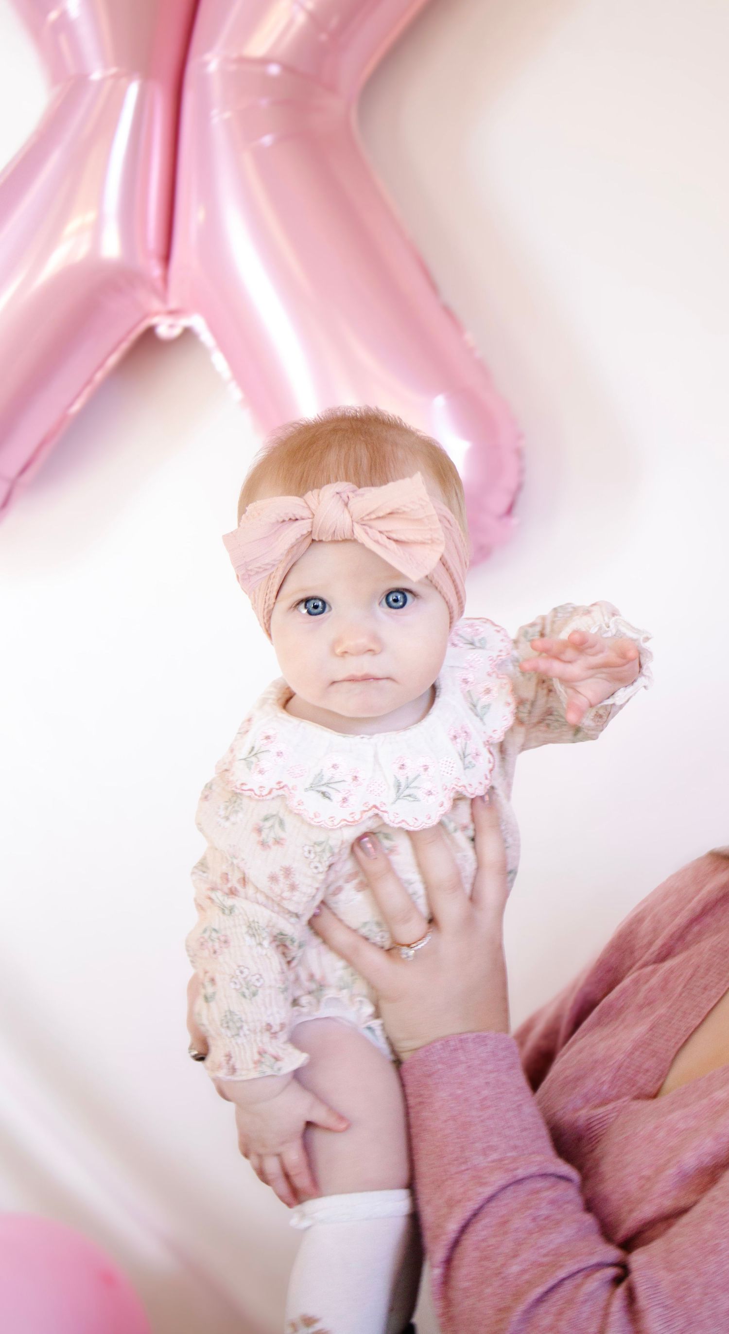 milestone
portrait
lifestyle
motherhood