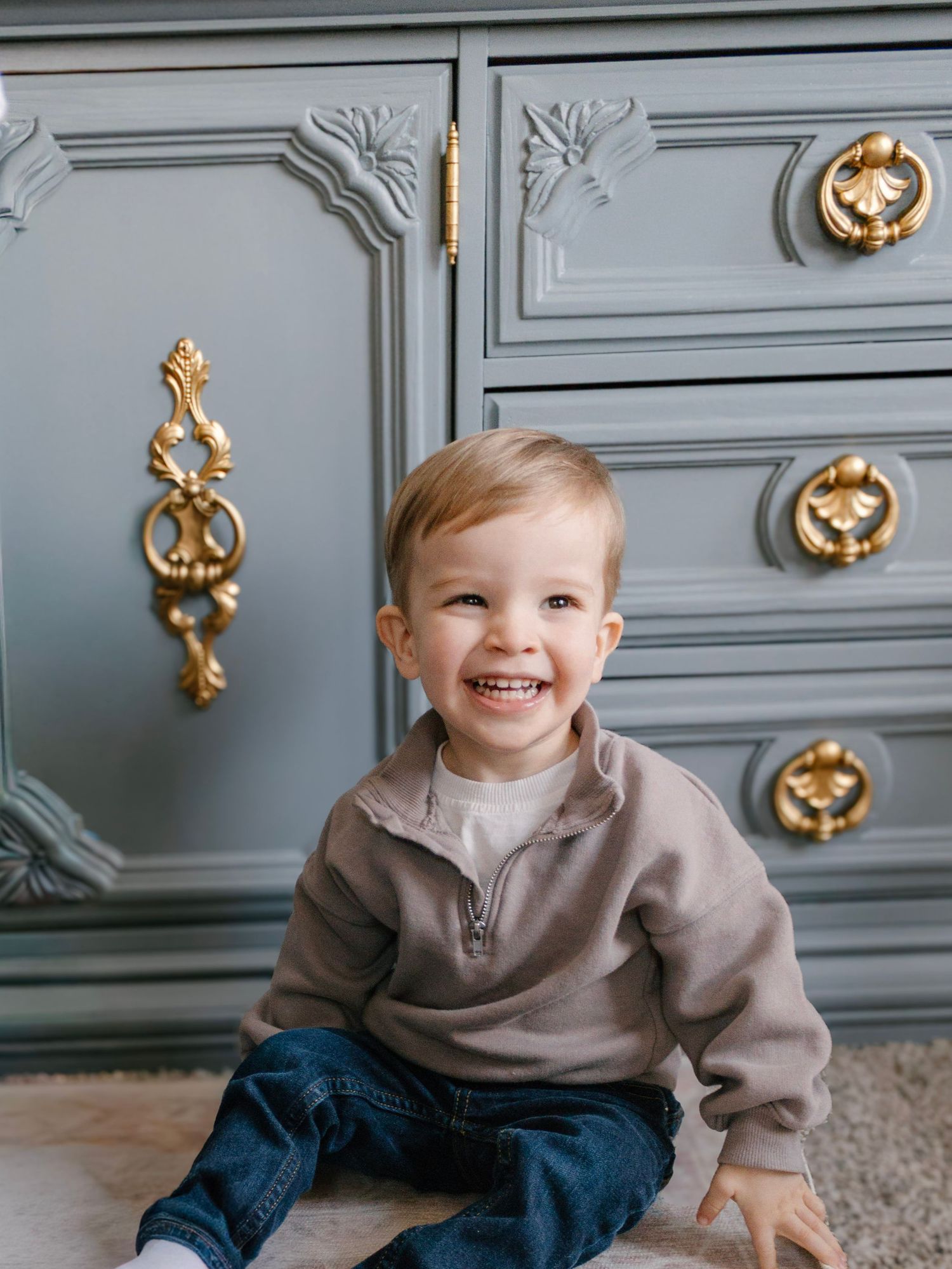 milestone
portrait
lifestyle
motherhood