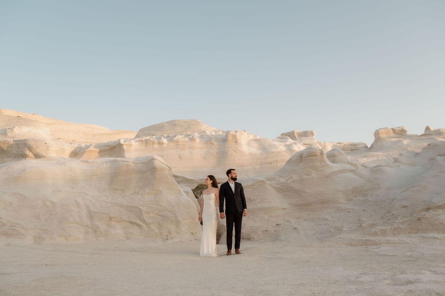elopement photographer Sarakiniko Milos Greece