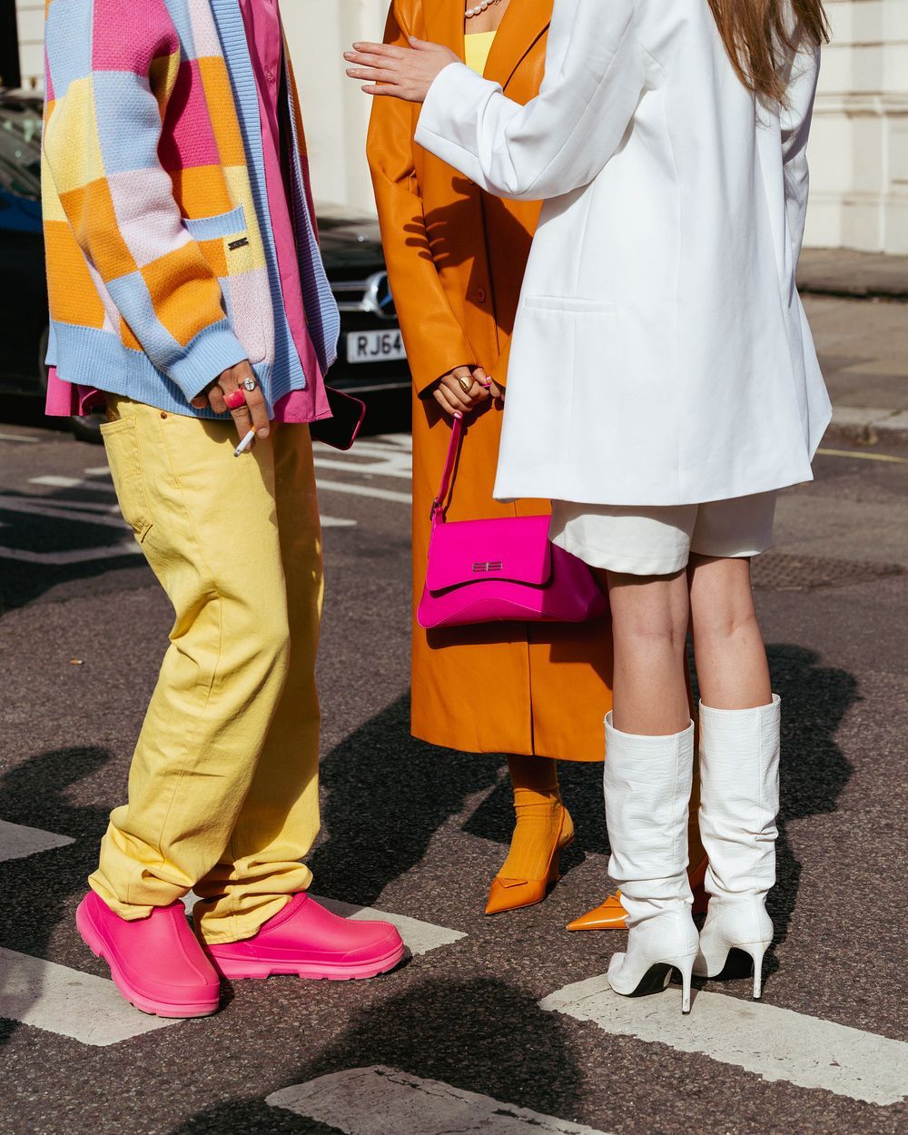 London fashion photographer – editorial street style portrait during LFW, captured by Shot by Farheenxo