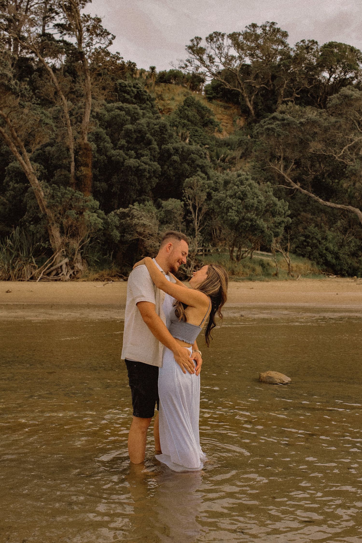 Golden hour Elopement Photographer based in Auckland.