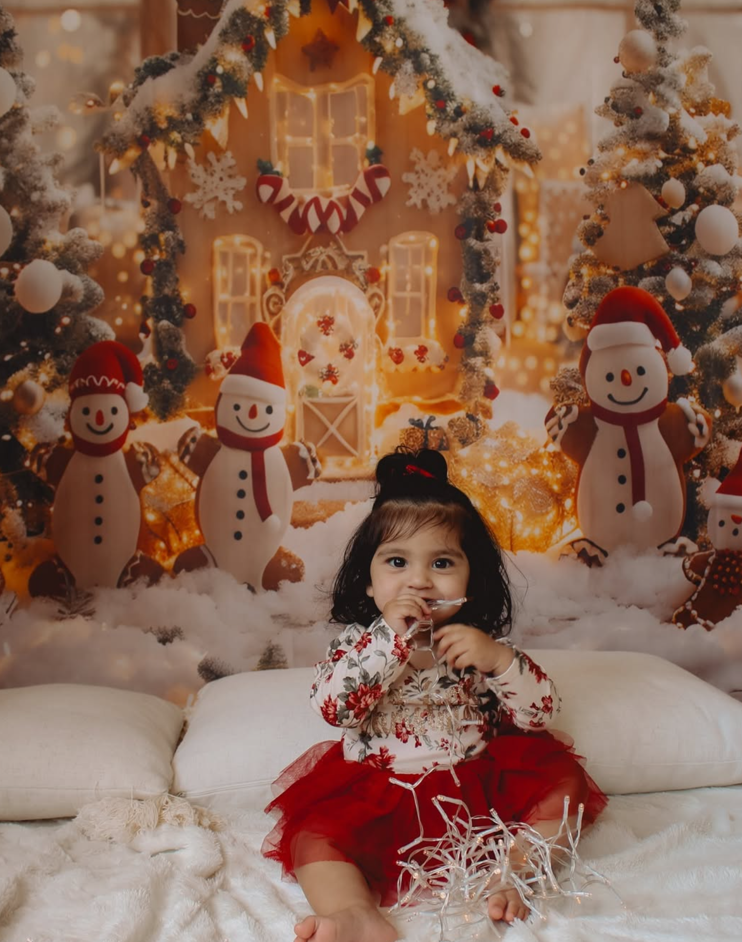 Warm Christmas mini sessions photos, Auckland studio.