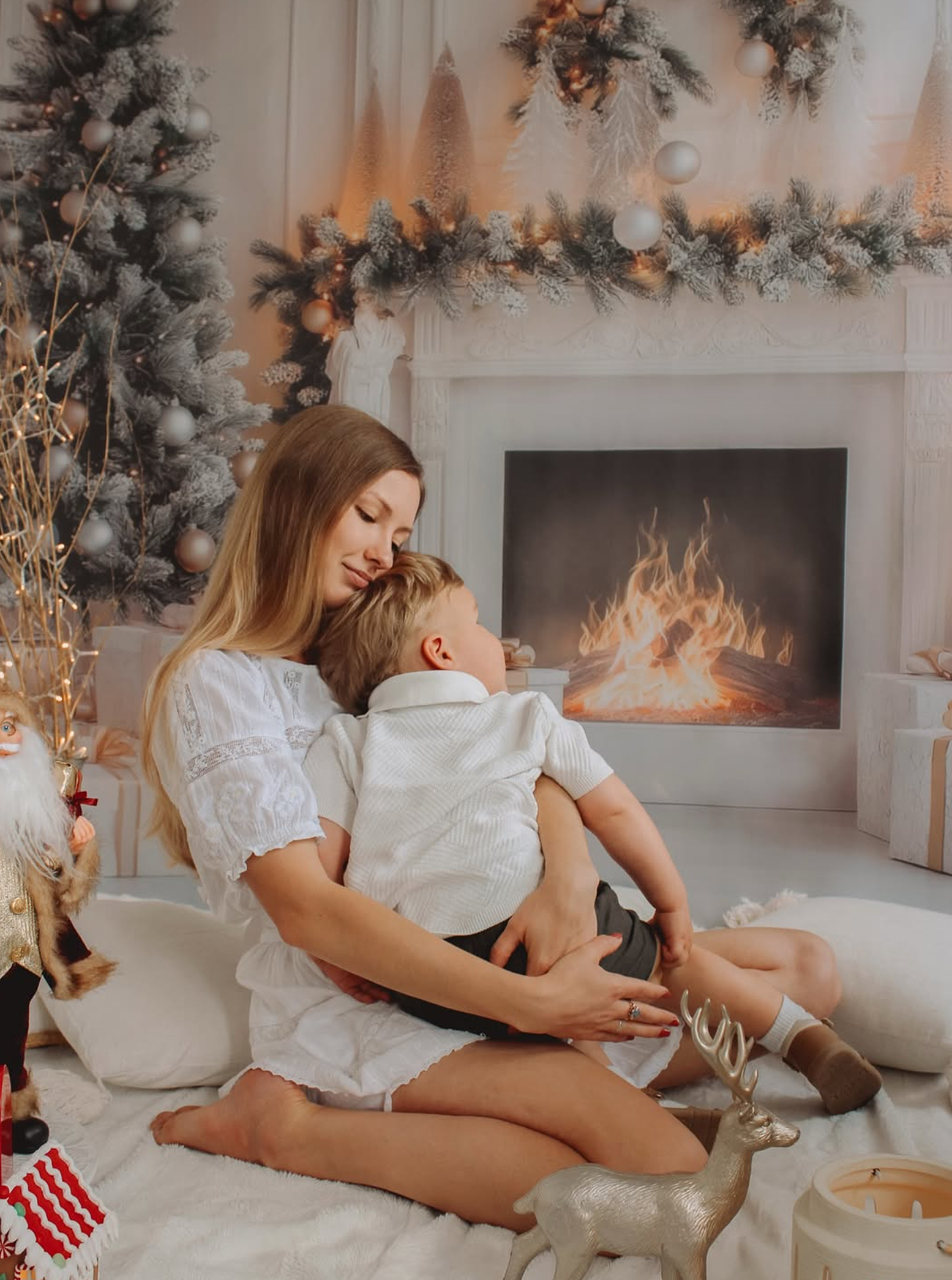 Golden Petals Photography Christmas mini session setup in Auckland.