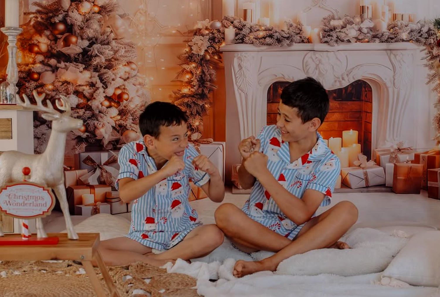 Winter wonderland Christmas sessions photos, North Shore, Auckland studio