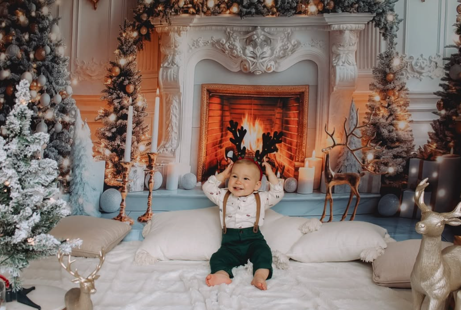 Winter Christmas mini sessions photos, Auckland studio.