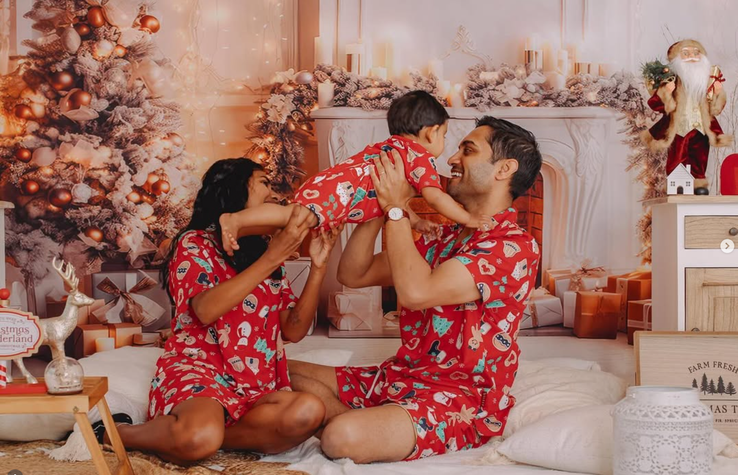 Matching Xmas Pjs, Christmas photo sessions. Auckland.