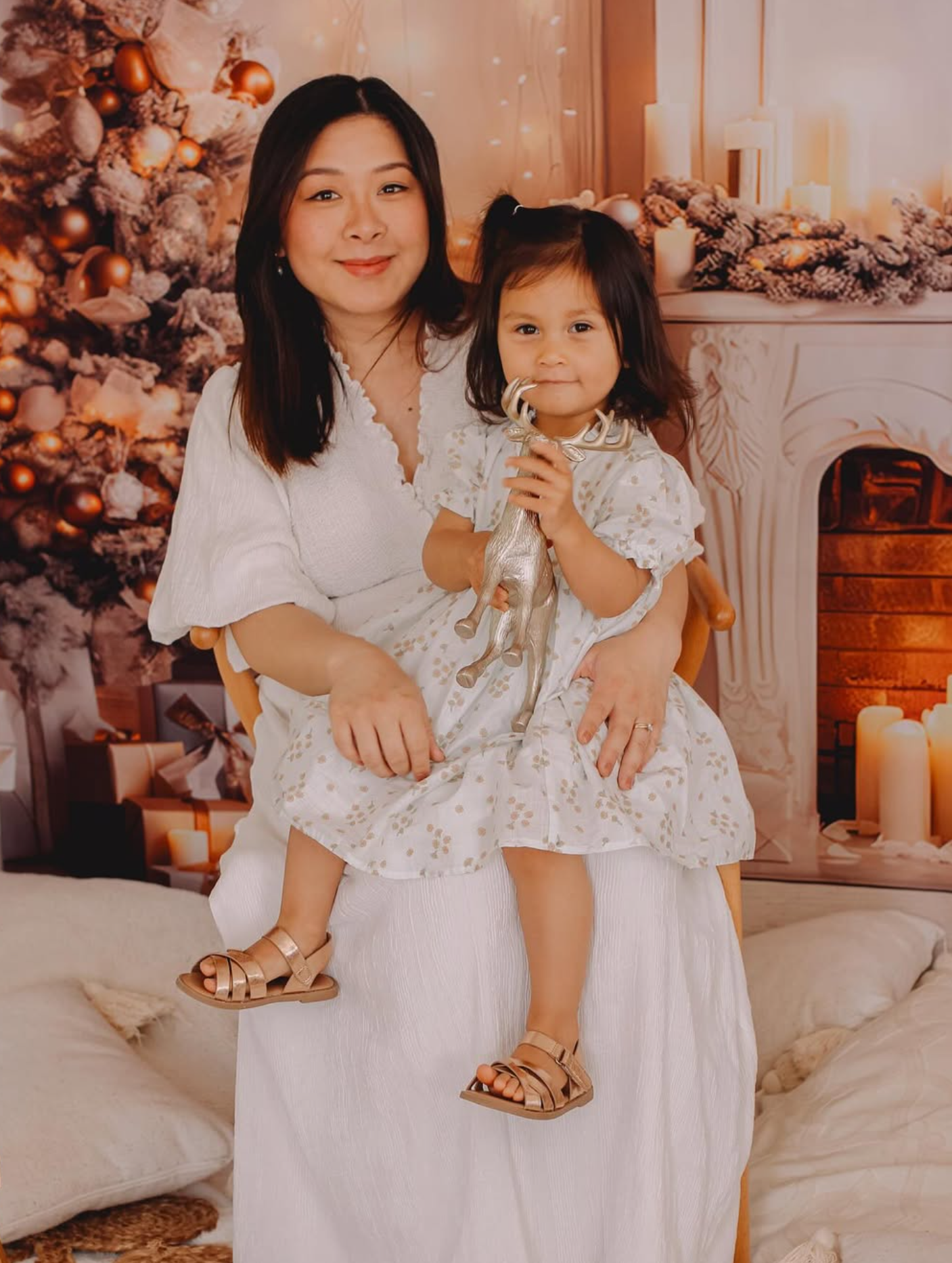 Candid Christmas mini sessions photo studio, Auckland.