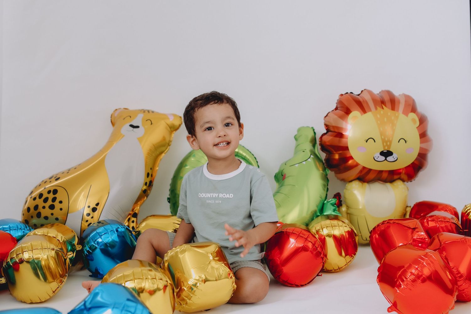 Toddler studio photo mini sessions.
