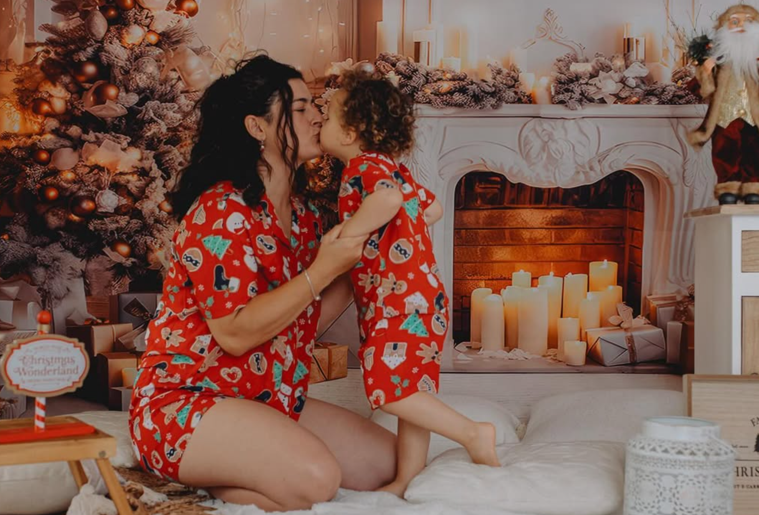 Matching Xmas Pjs, Christmas photo studio sessions. Auckland.