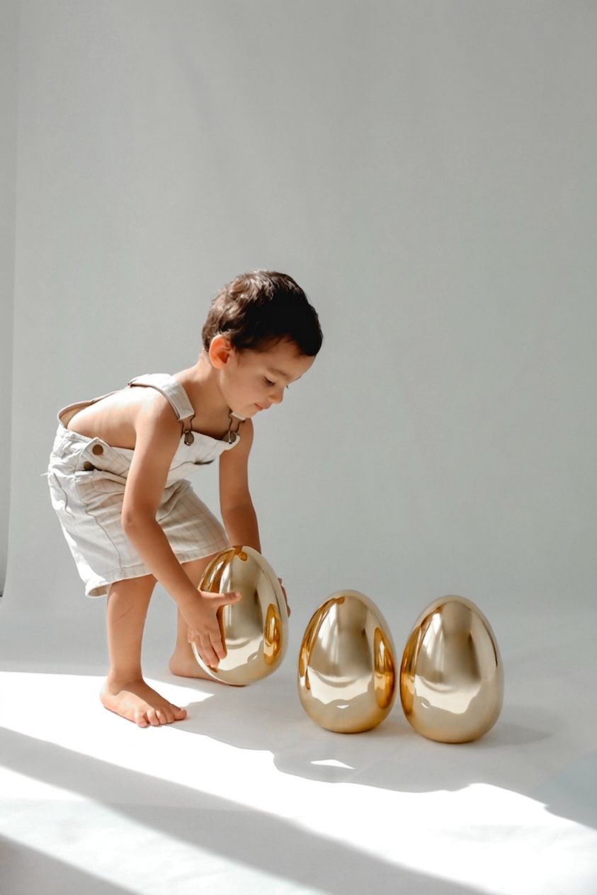 Toddler minis, capturing play and fun and laughs, Auckland studio.