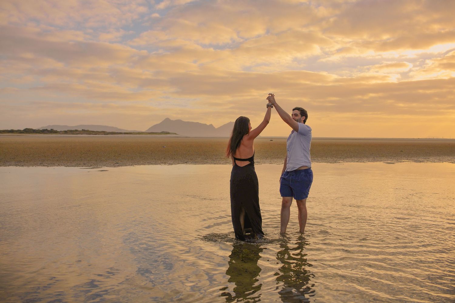 elopement-photography-auckland-golden-petals.jpg