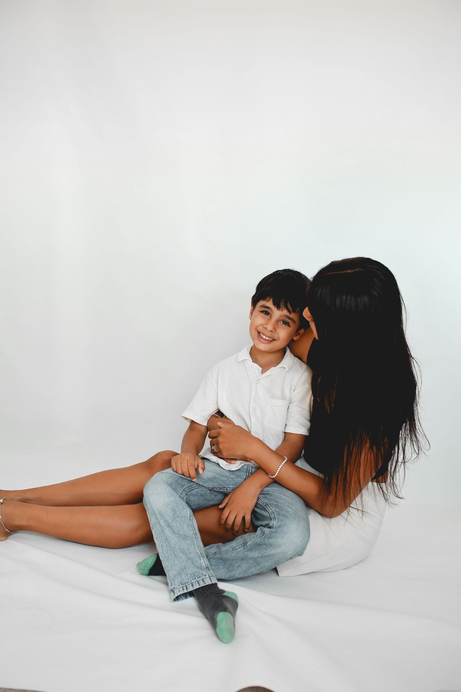 Playful family studio mini sessions, in Auckland.