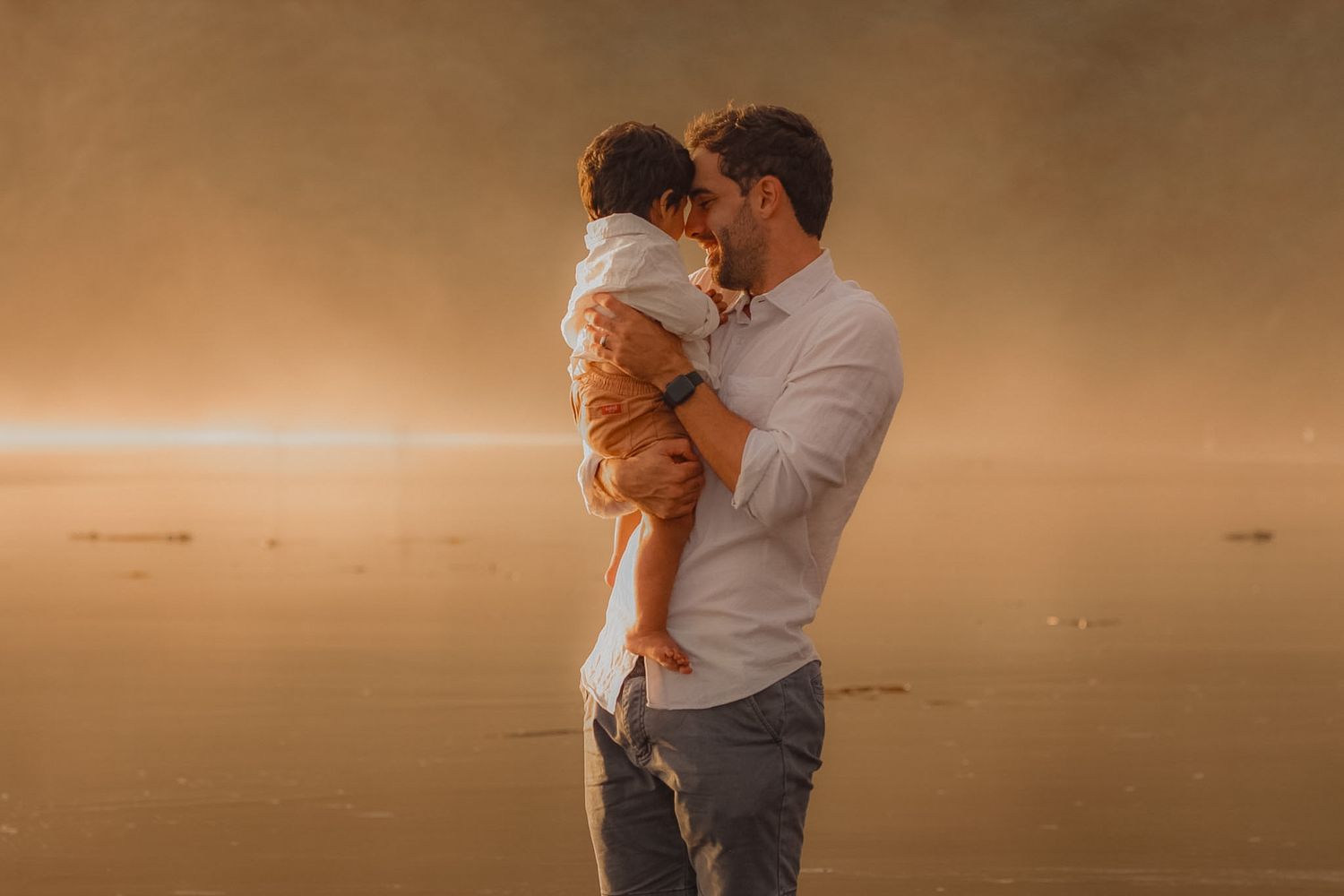 Golden Petals Photography lifestyle family portrait session in a scenic New Zealand outdoor location