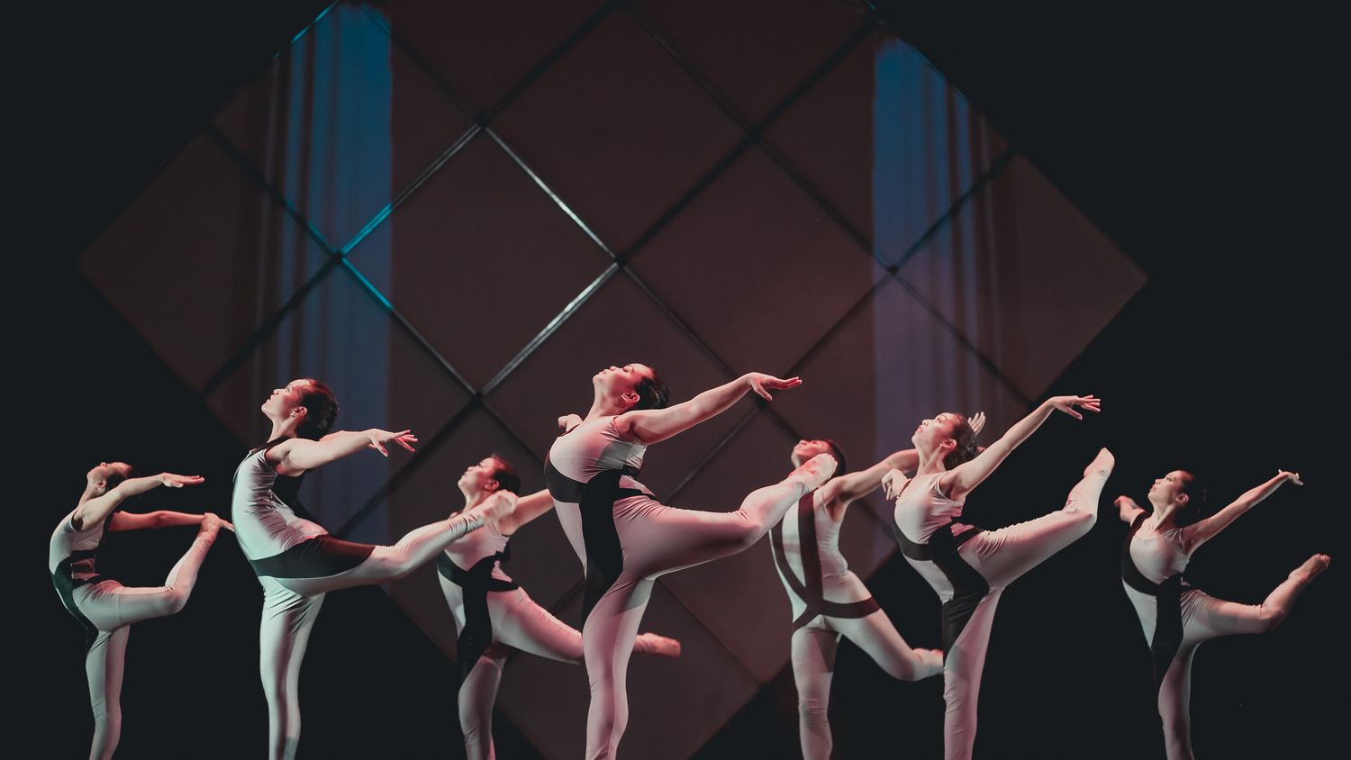 Contemporary Dance Event Coverage