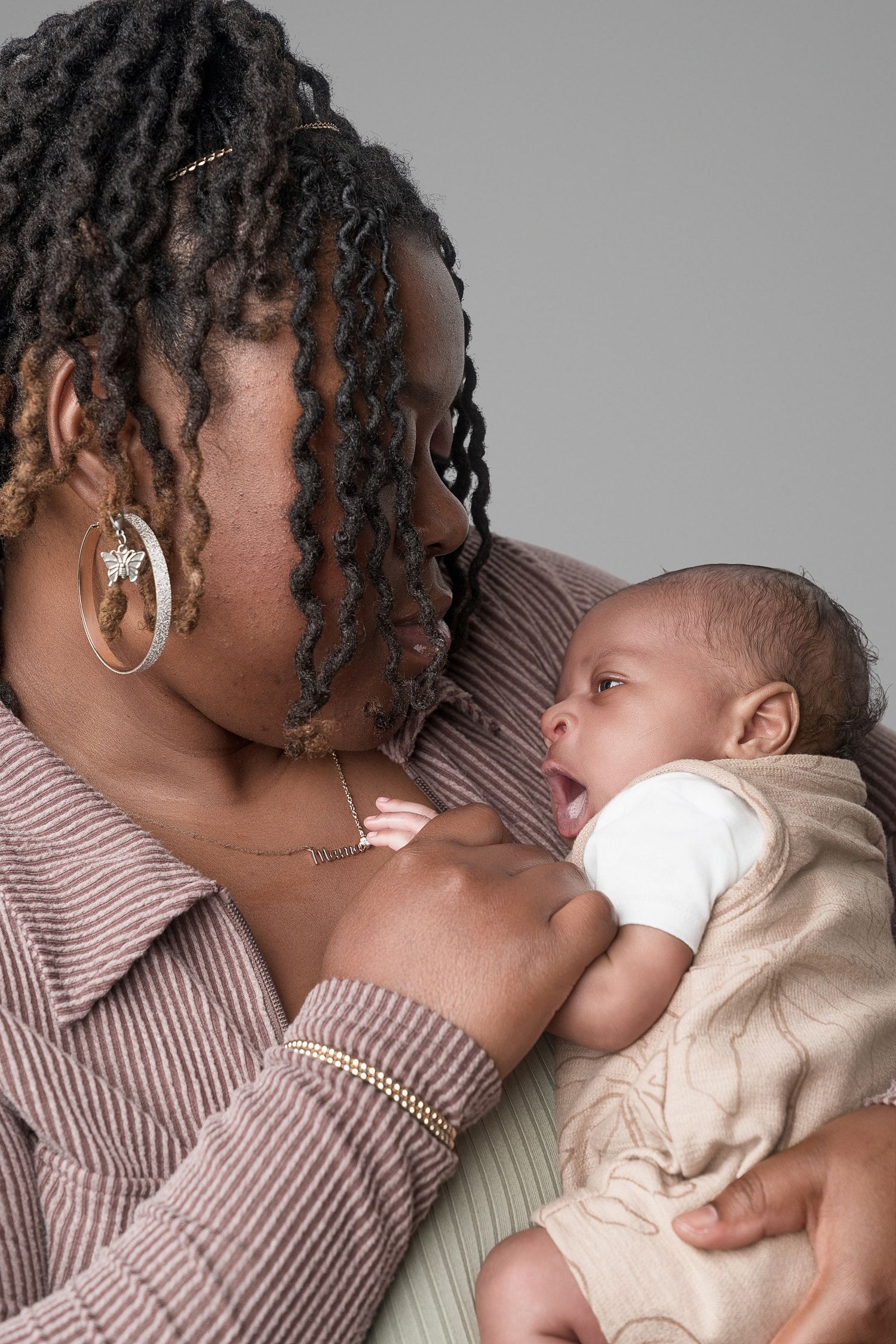 Baby-led newborn photography session