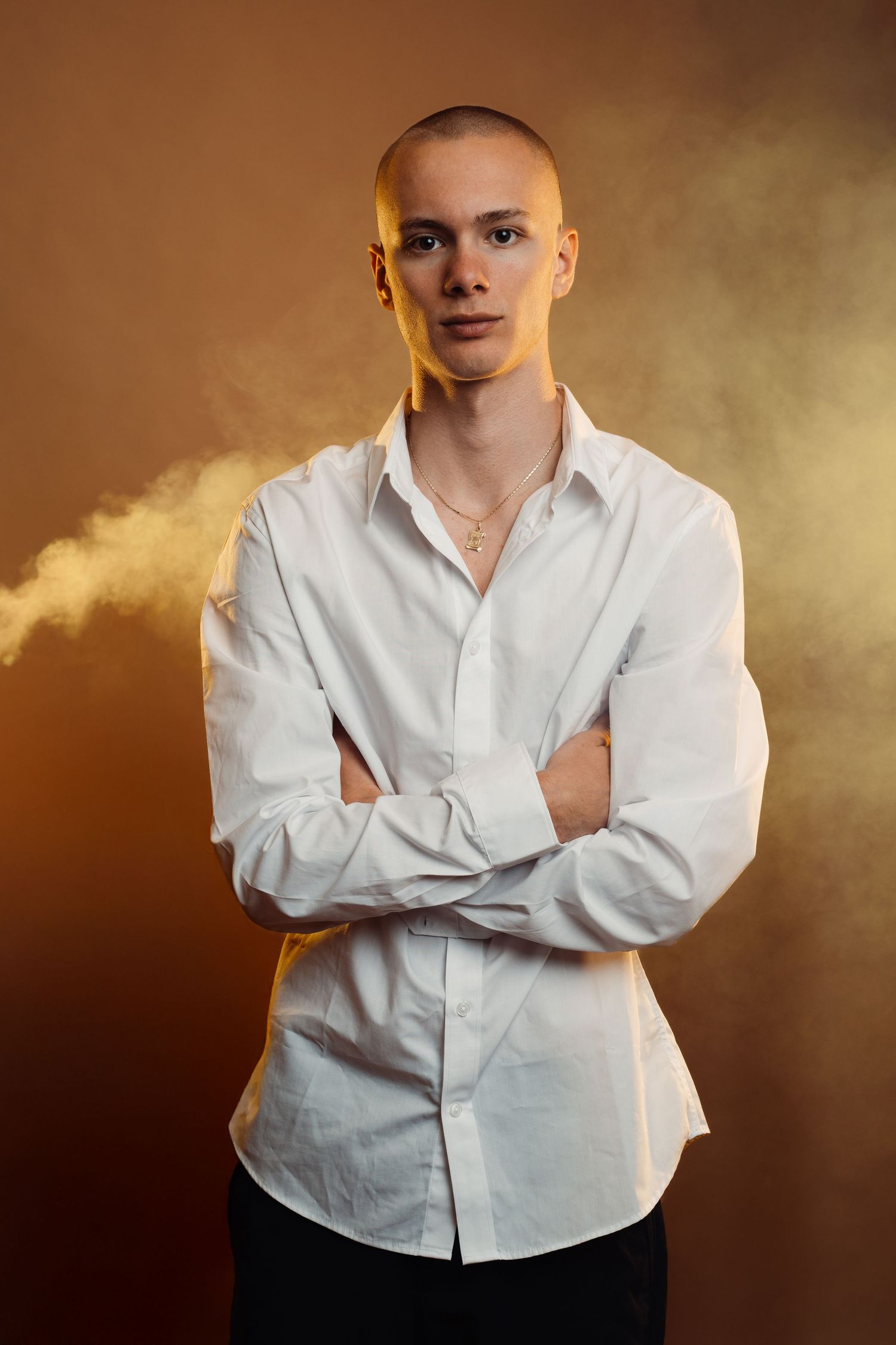 studijski portret moškega