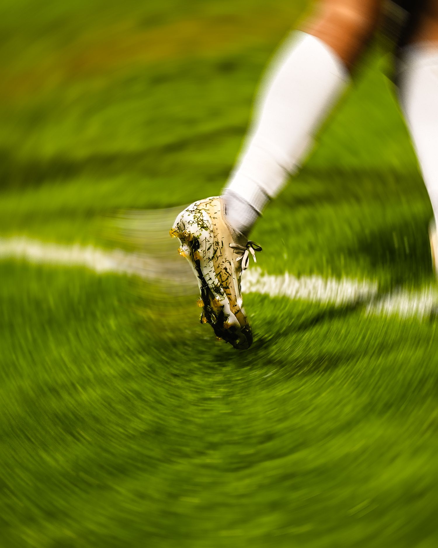 Close-up of cleat.