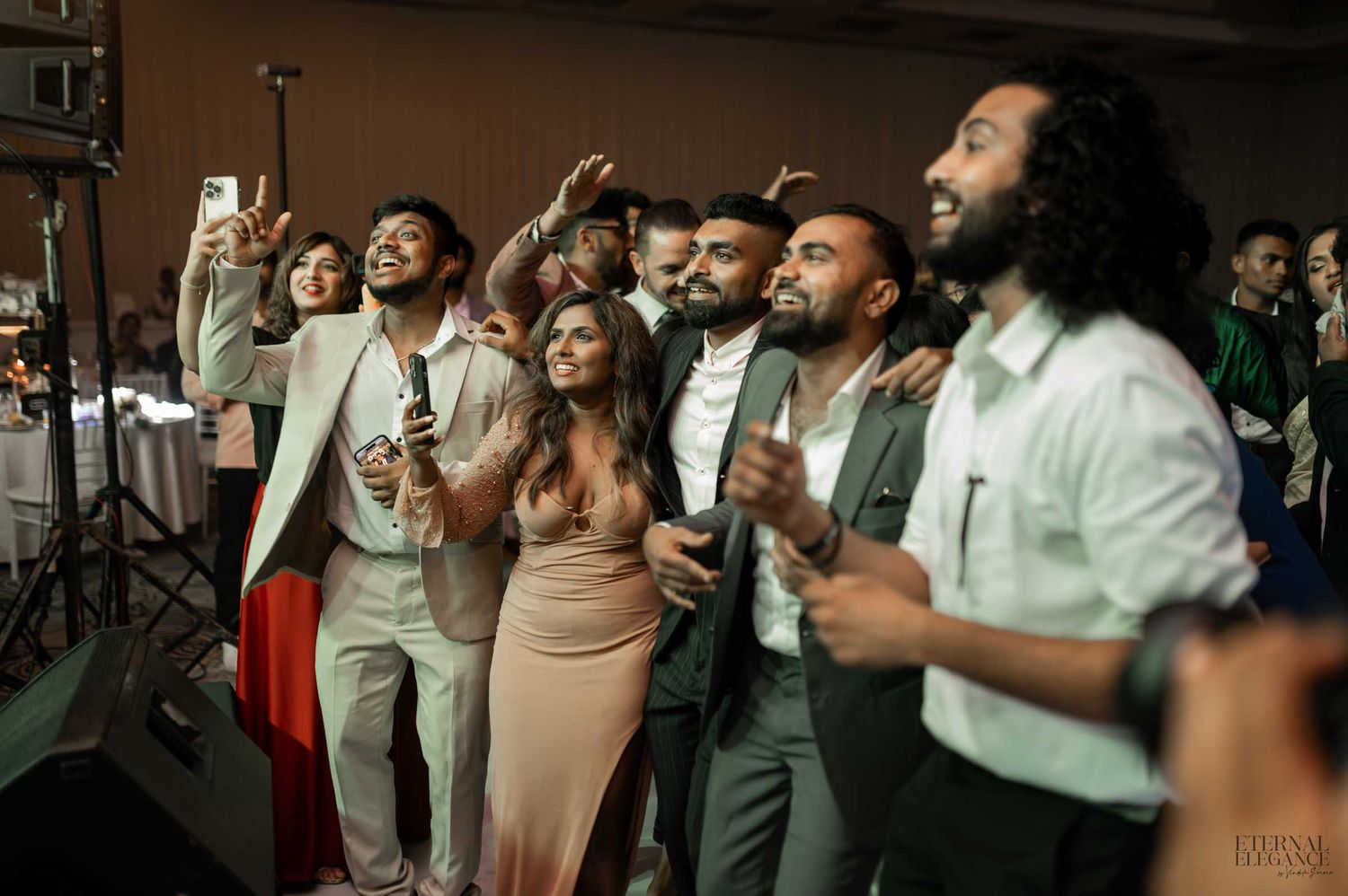 Sri Lanka wedding photographer capturing candid wedding moments