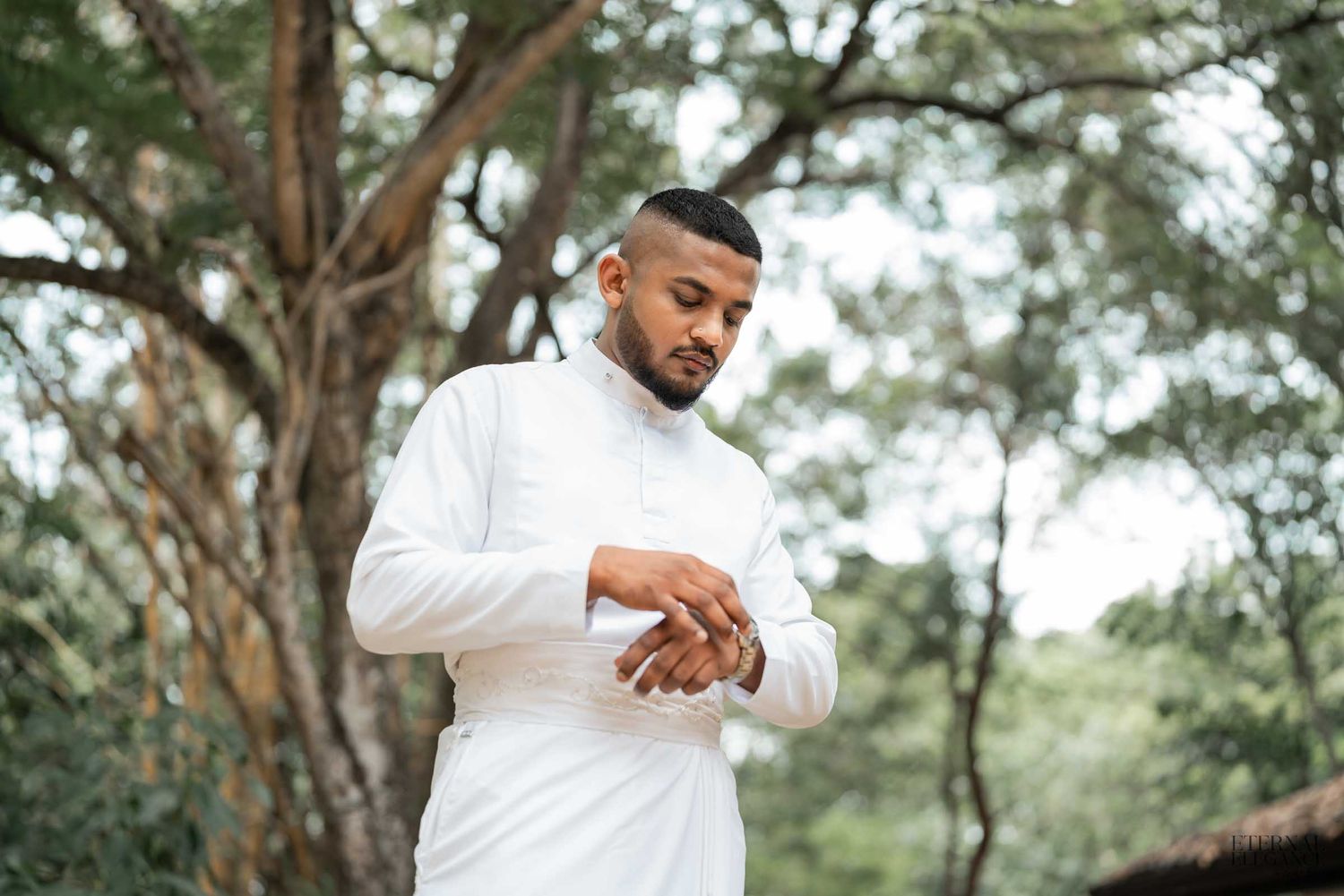 Candid destination wedding moment between bride and groom in Sri Lanka Natural wedding moments captured in Sri Lanka wedding photography