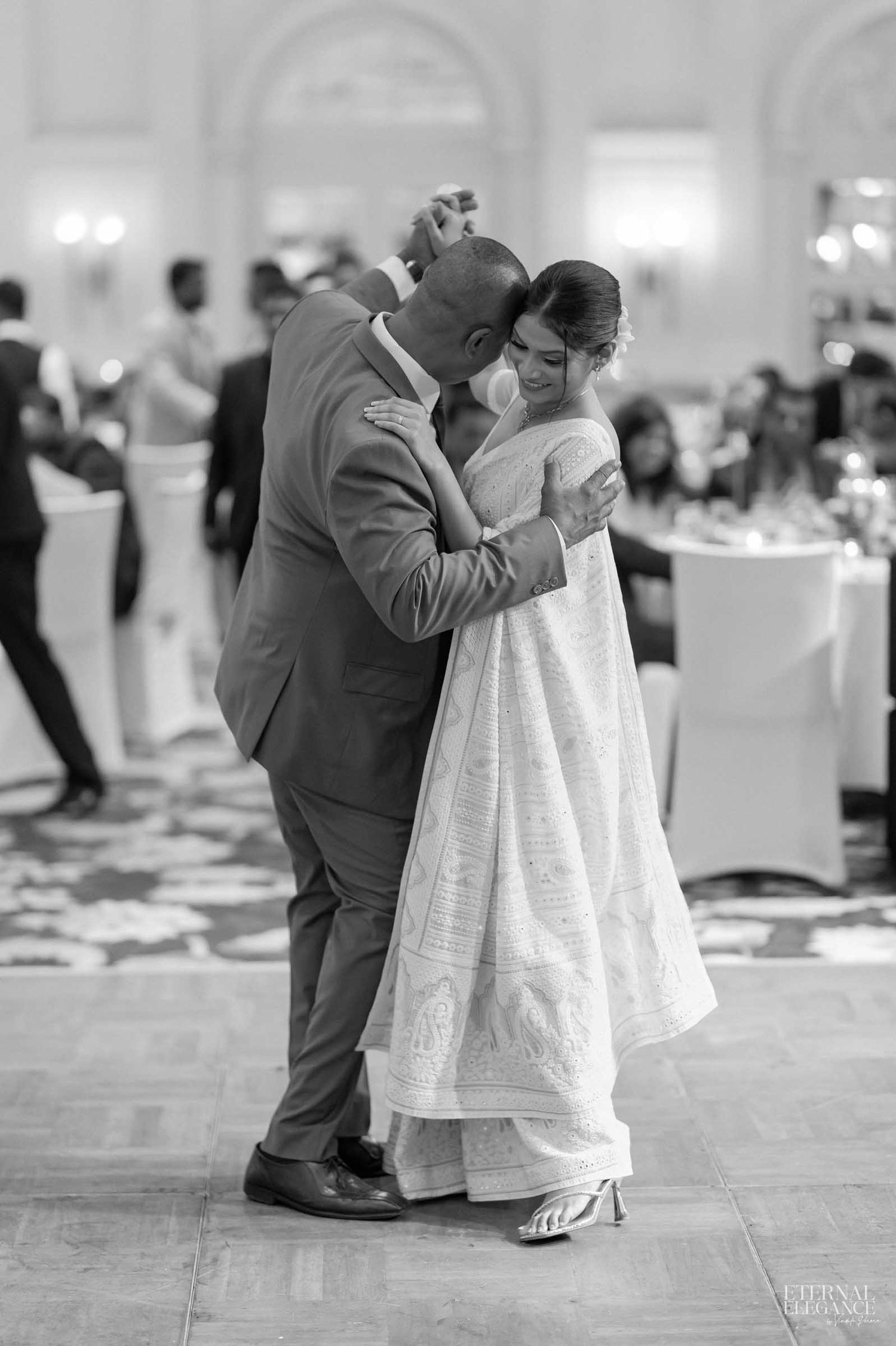 Candid wedding moment between bride and groom in Sri Lanka Natural wedding moments captured in Sri Lanka