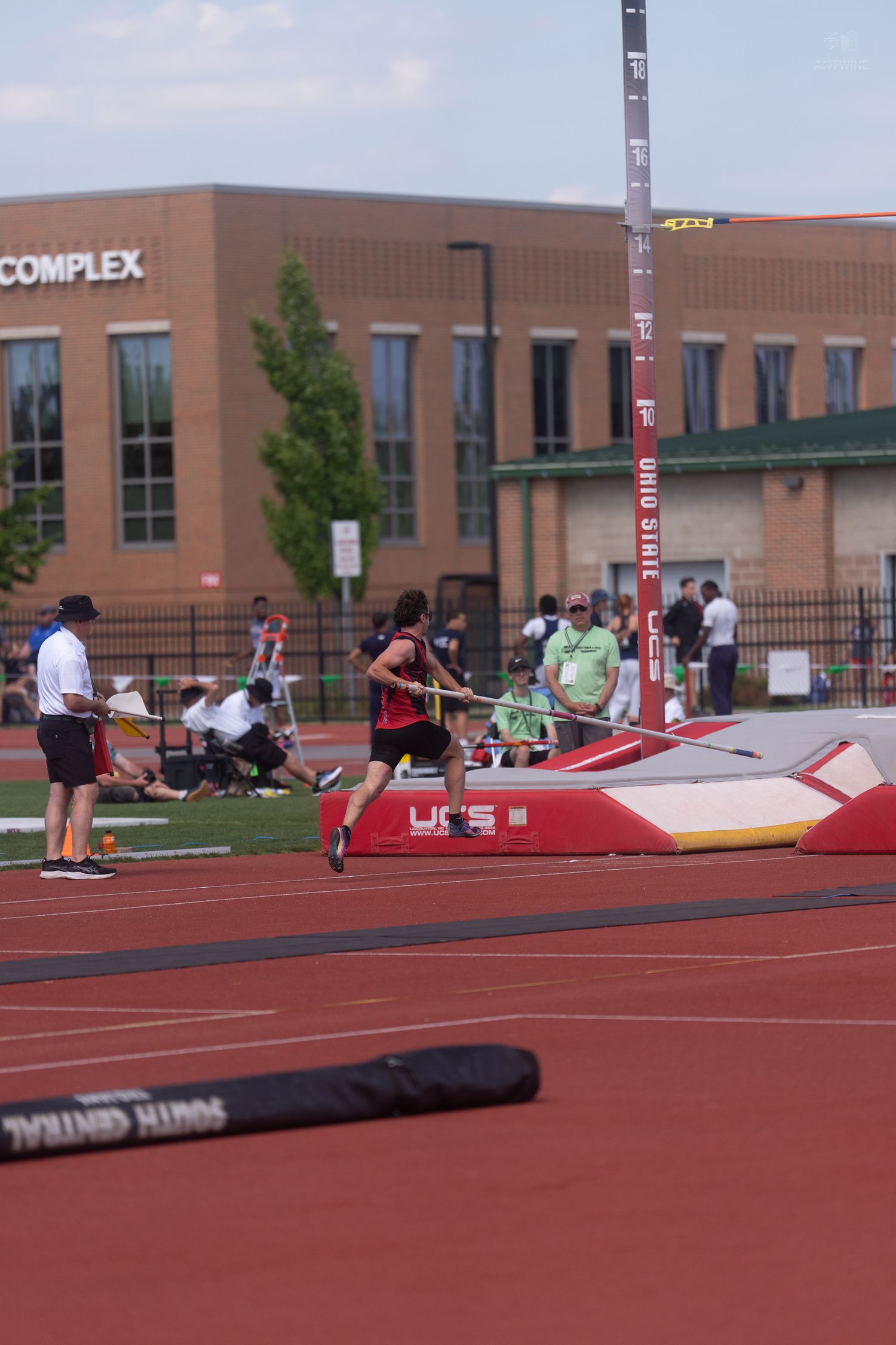 Athlete approaches the pole vault pit during a track and field meet at Ohio State Complex.