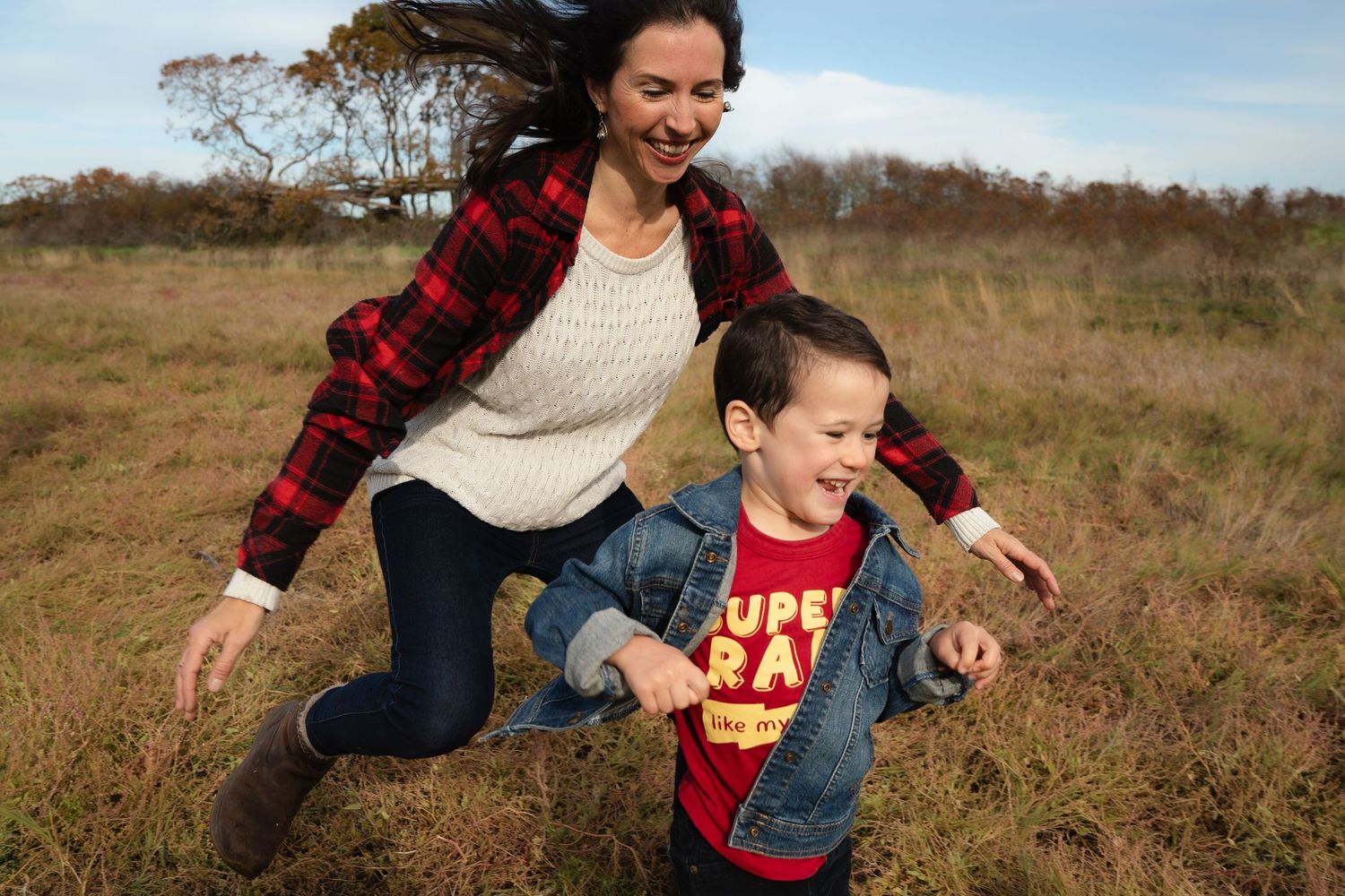 Naniamo, BC family photographer capturing a family of four in the beautiful outdoors.