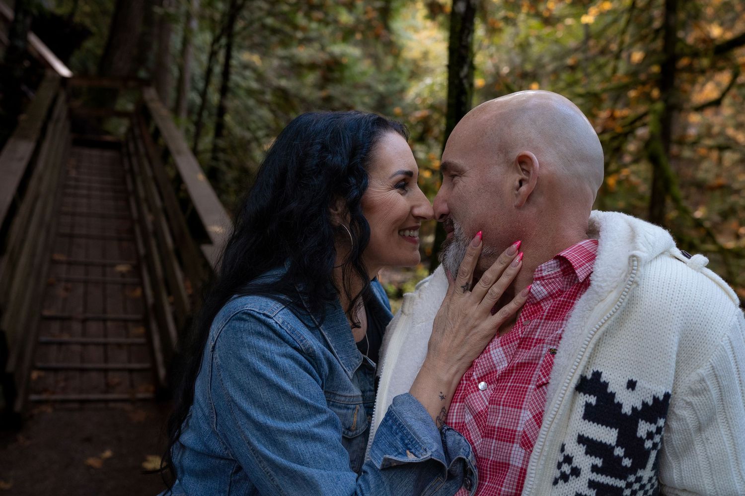 Cinematic storytelling couples photoshoot taken by a Nanaimo, BC photographer. Engagement, Wedding and true love.