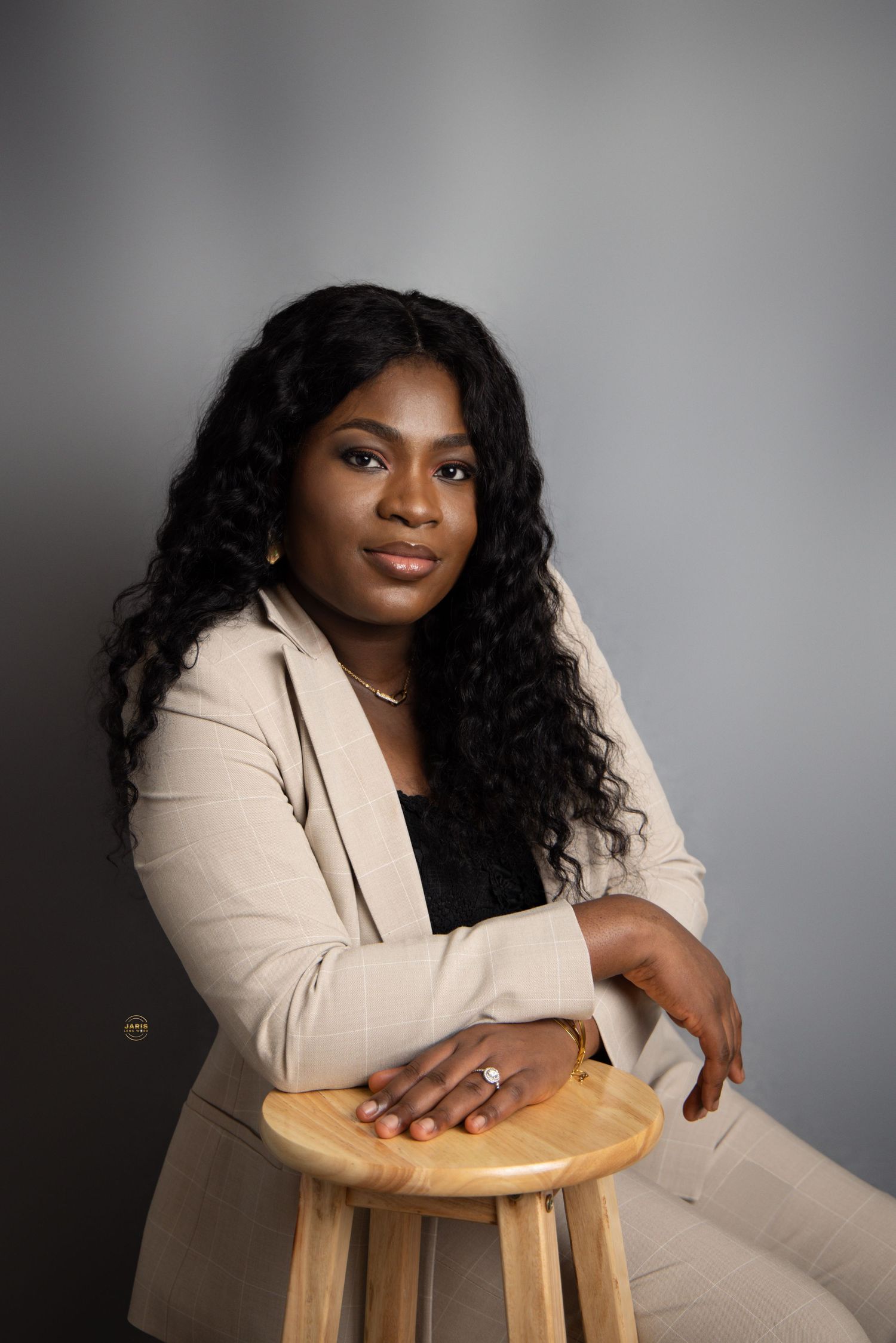 Jarislenswork, photographer in Lafayette, Indiana, birthday studio picture