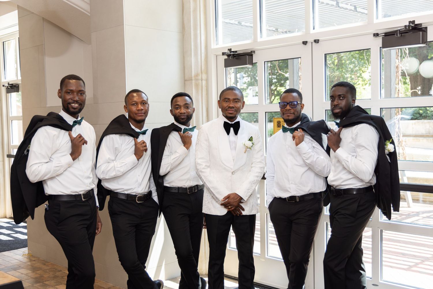 Jarislenswork, photographer in Lafayette, Indiana, wedding picture